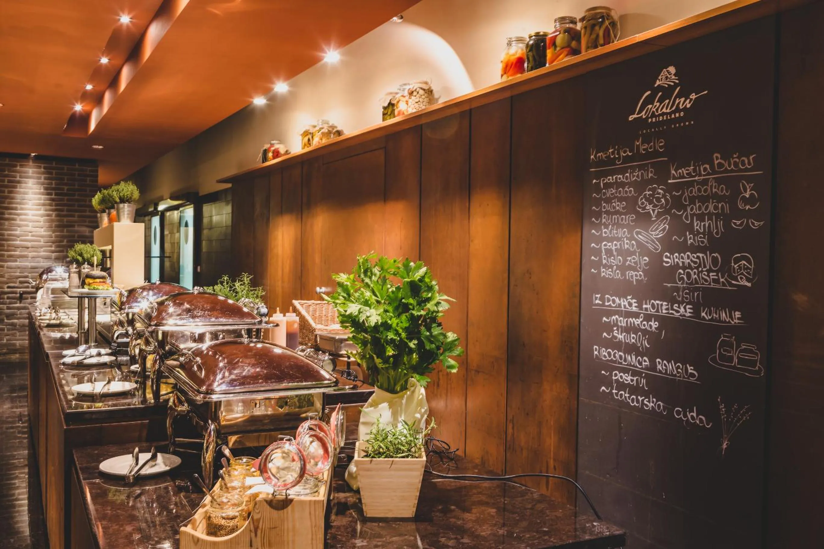 Restaurant/places to eat in Hotel Kristal - Terme Krka