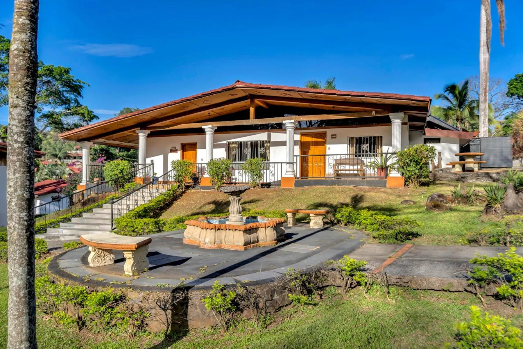 Property building in Hotel Martino Spa and Resort