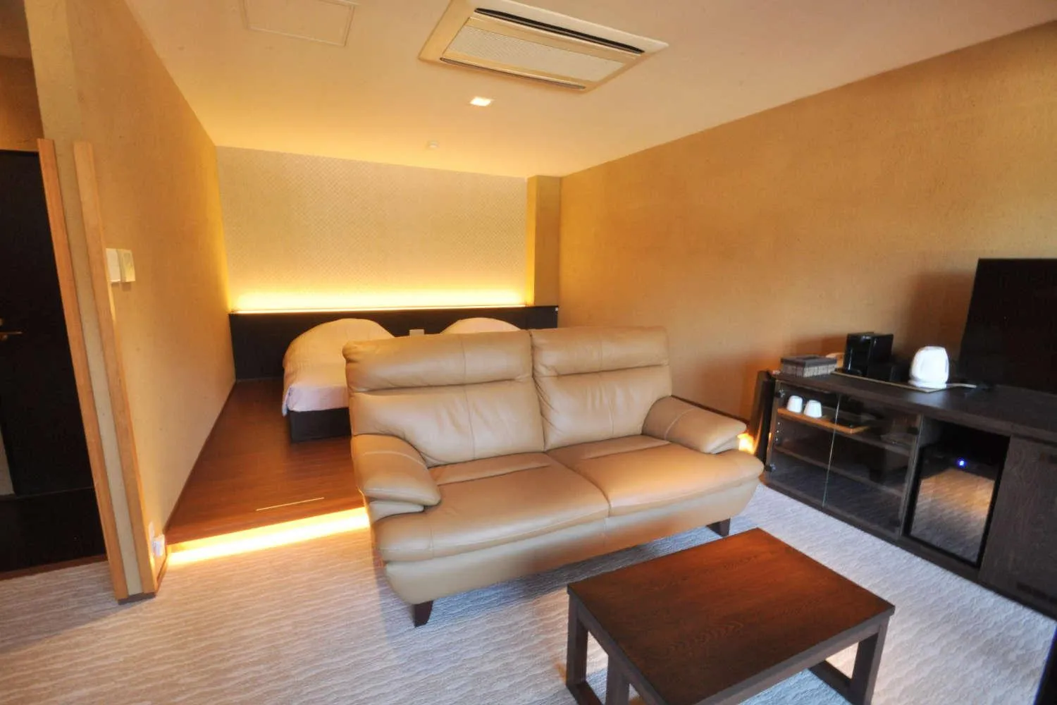 Bed in Aura Tachibana