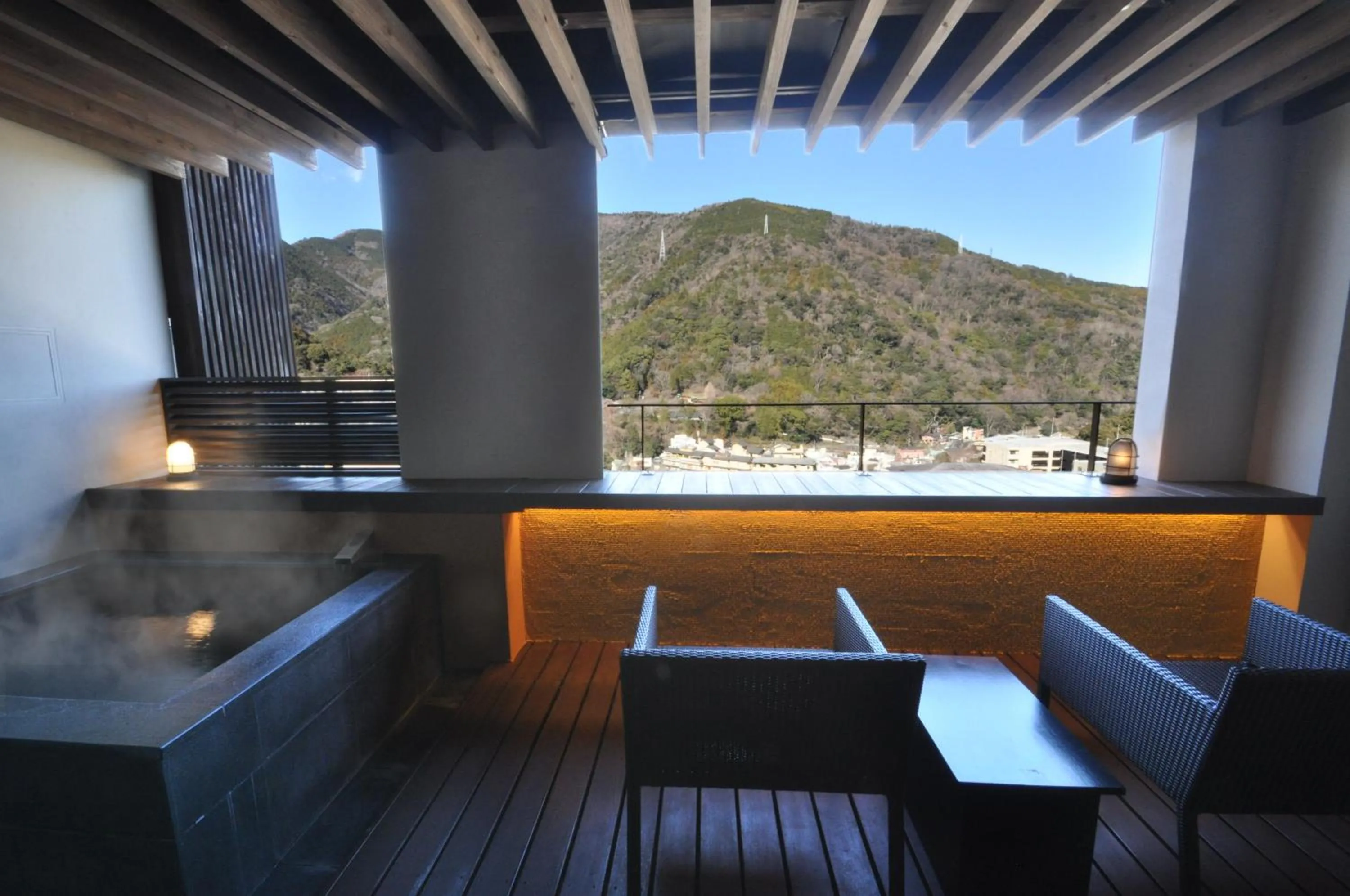 Natural landscape in Aura Tachibana