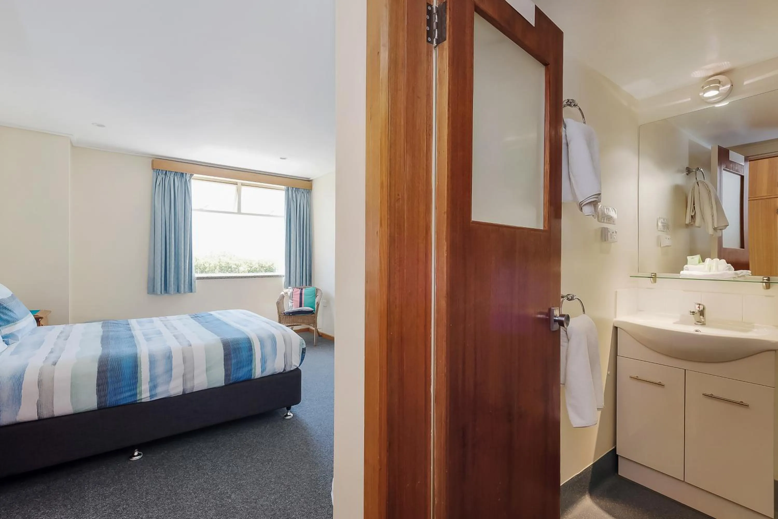 Photo of the whole room, Bed in Marquis Hotel Motel