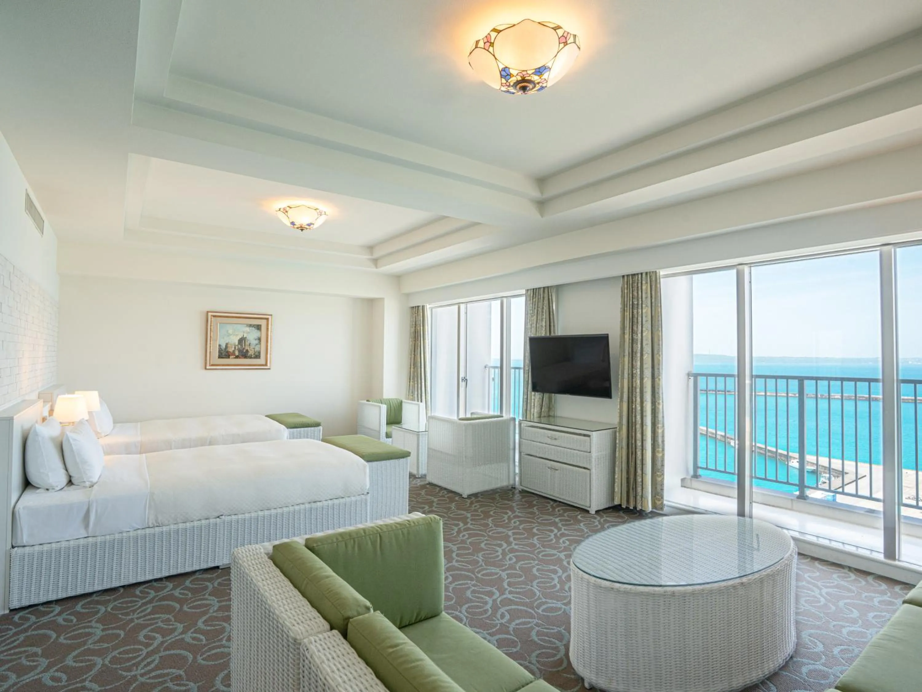 Photo of the whole room, Bed in Hotel Atollemerald Miyakojima