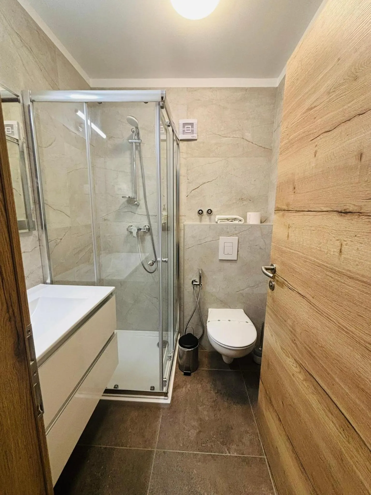 Shower in Hotel Pohorje