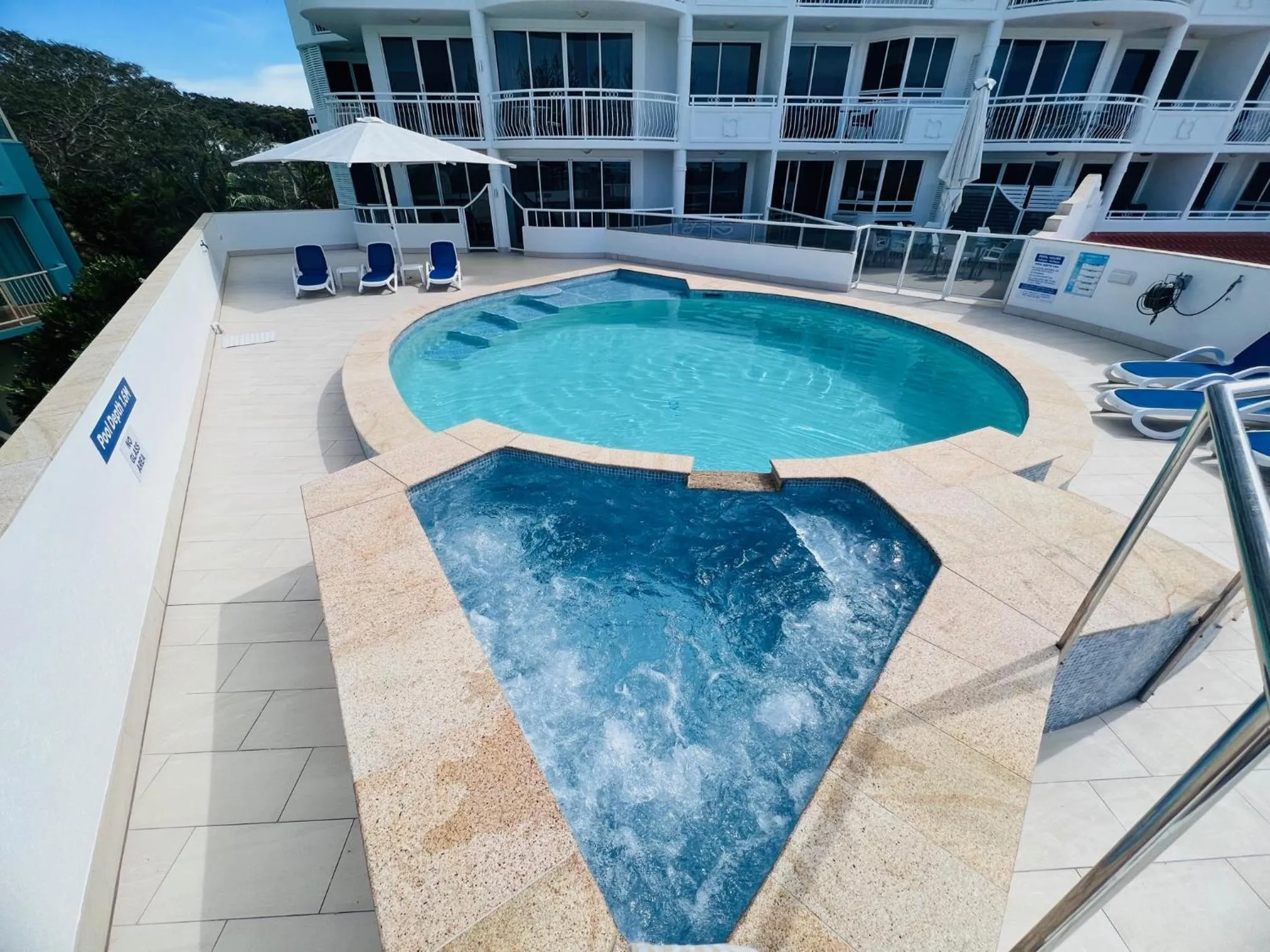 Pool view in Aquarius Resort