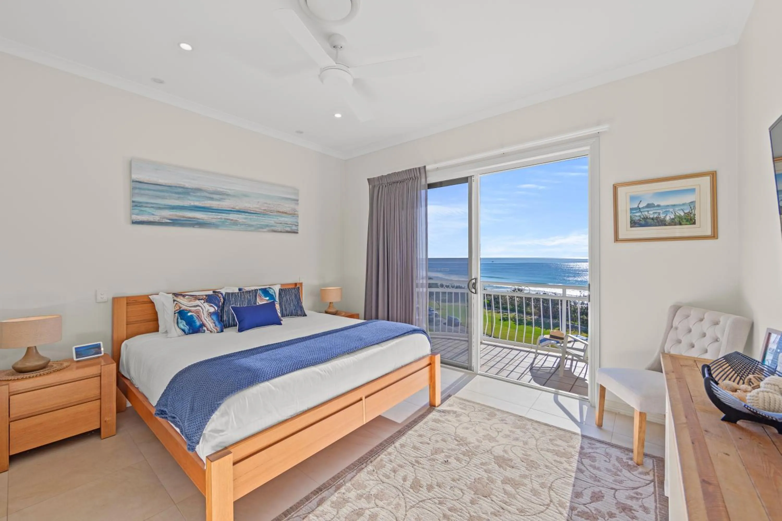 Bed in Aquarius Resort