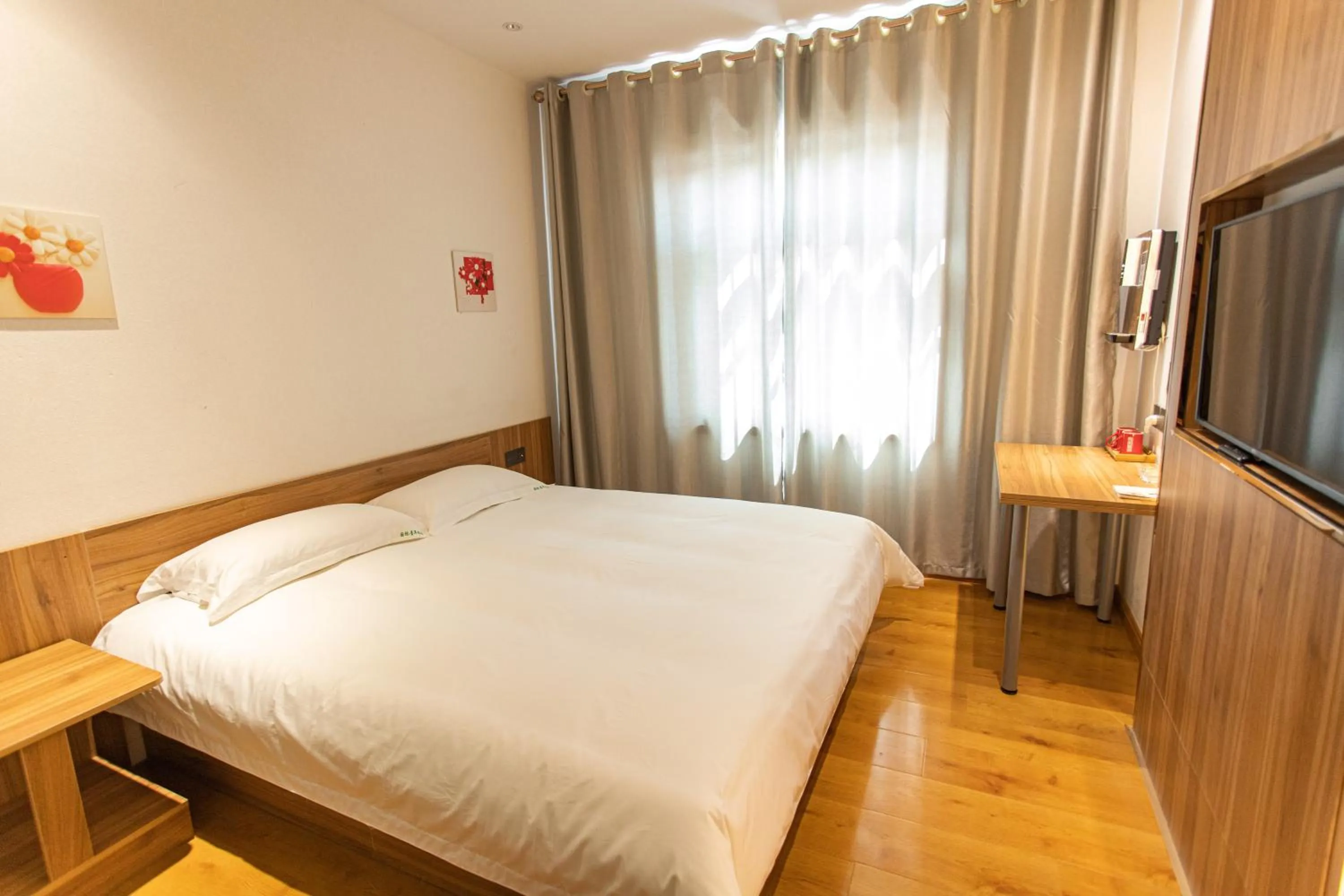 TV and multimedia, Bed in Qufu International Youth Hostel