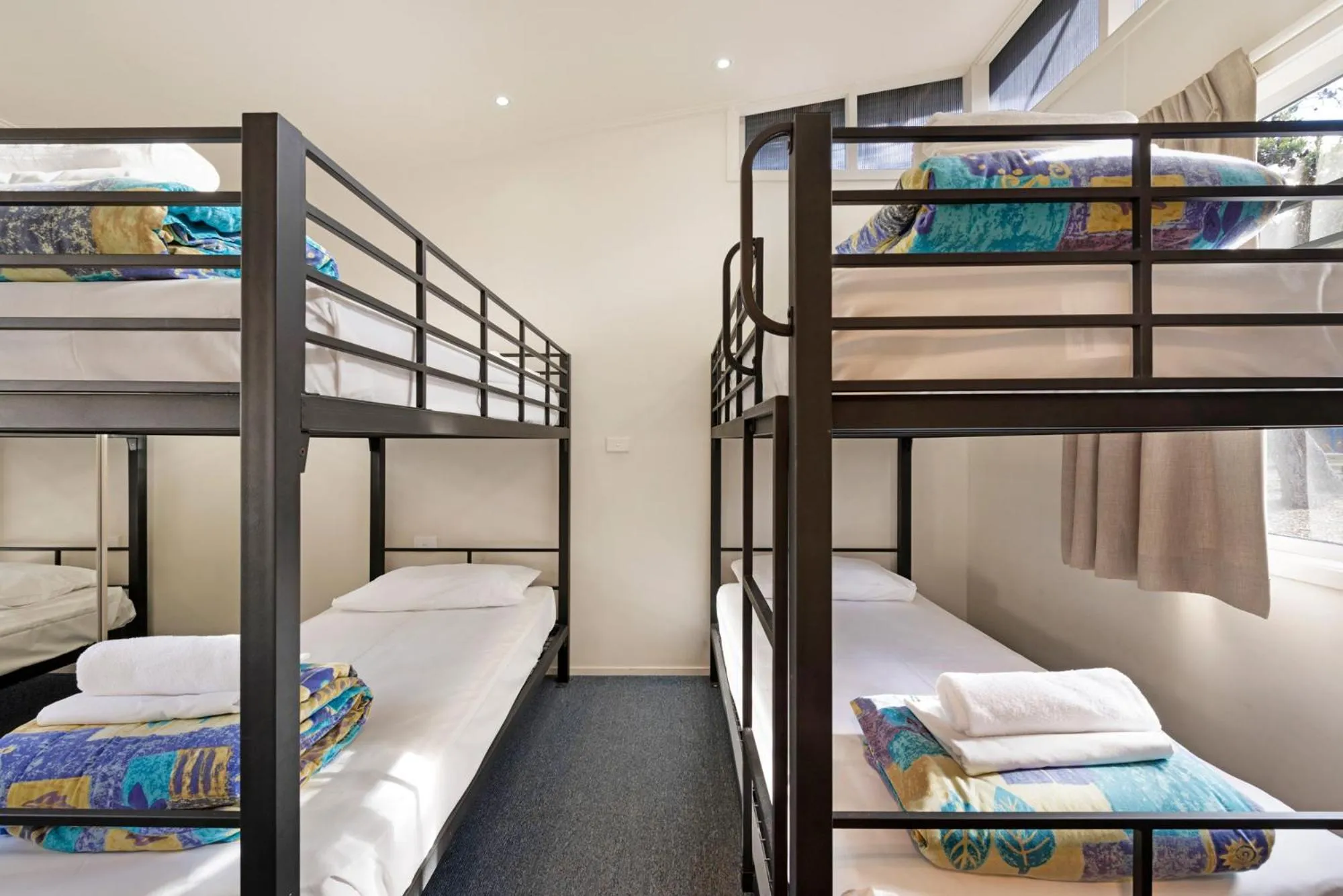 Bedroom, Bed in Discovery Parks - Pambula Beach