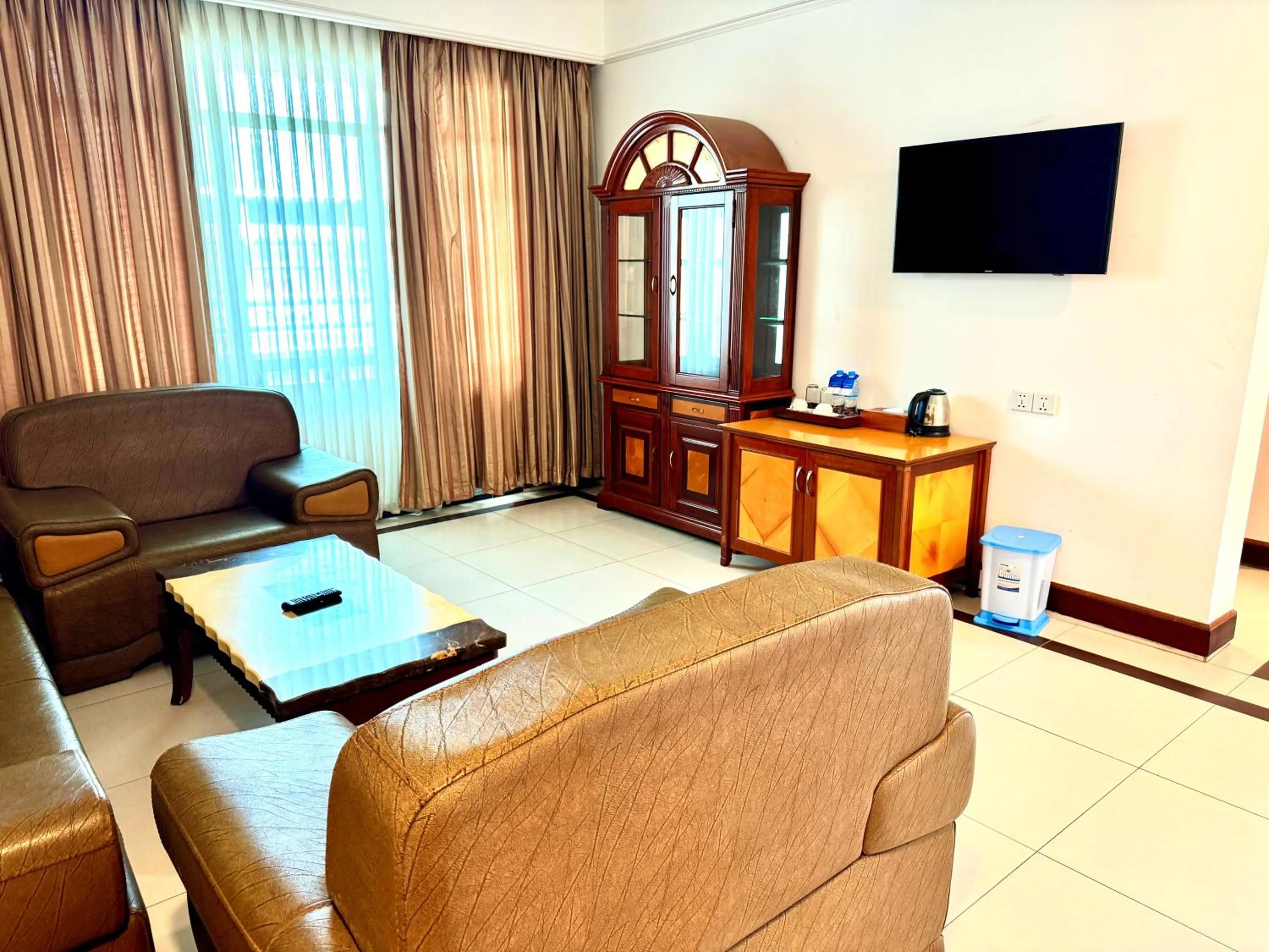 TV and multimedia in Hotel Sor