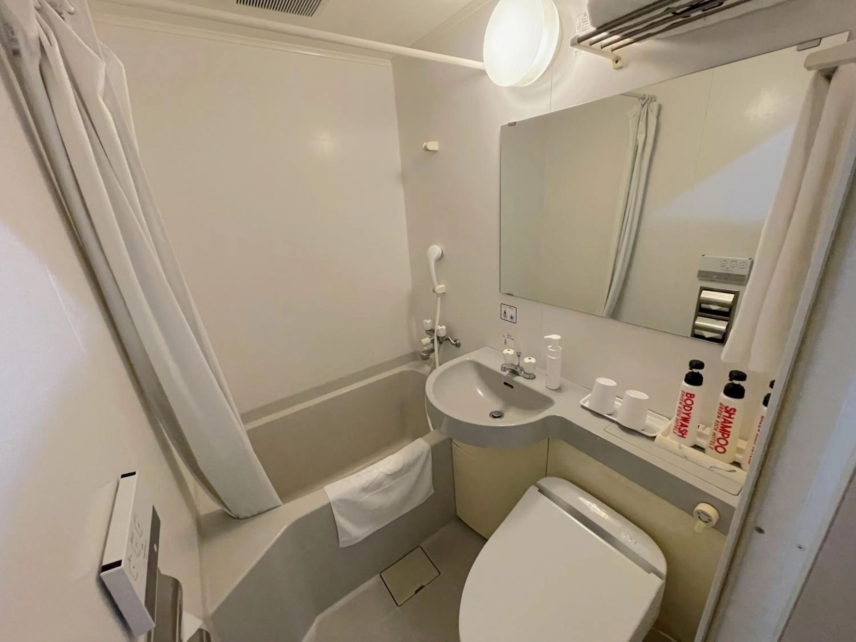 Bathroom in Green Rich Hotel Aso Kumamoto Airport (Artificial hot spring Futamata Yunohana)