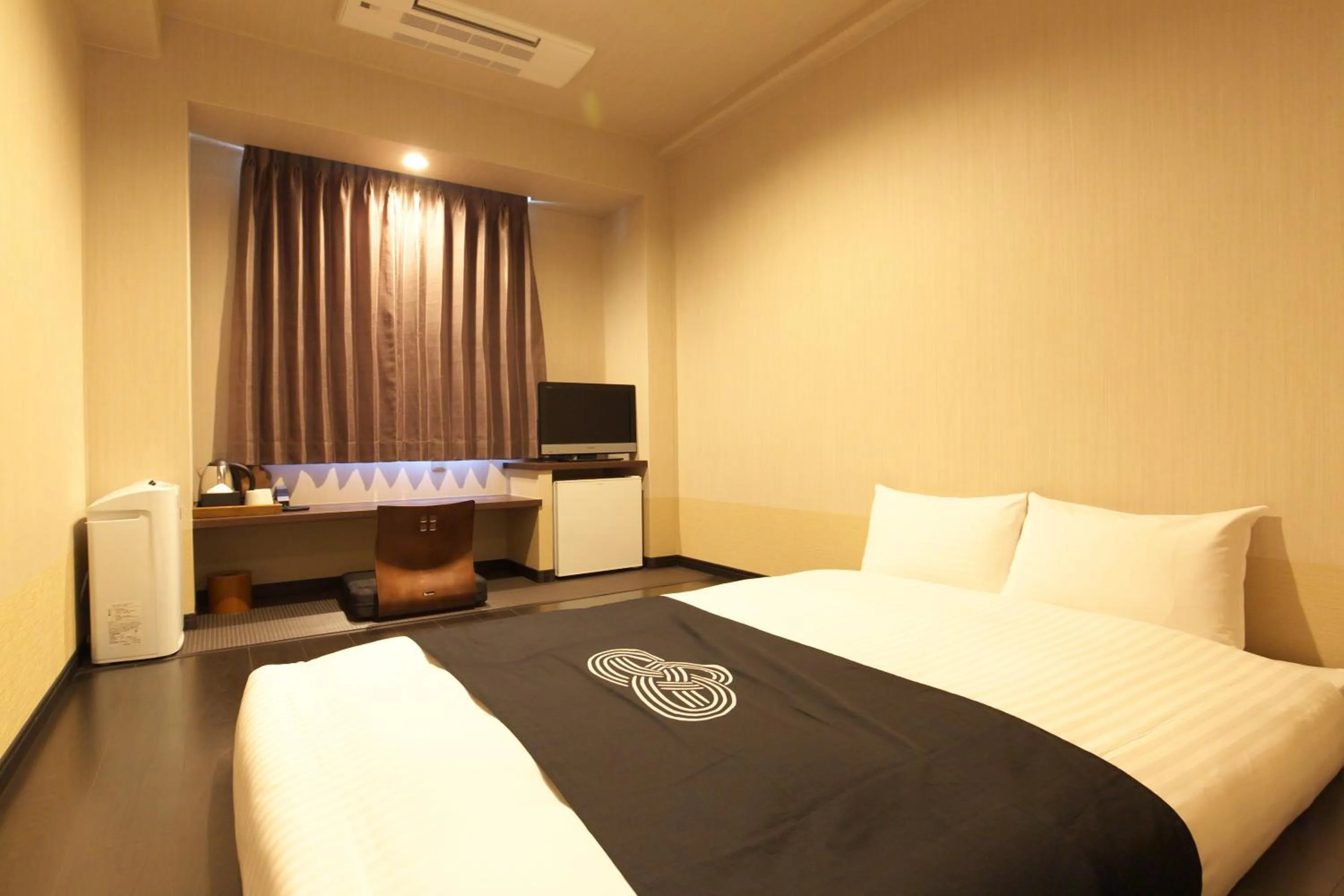 Photo of the whole room, Bed in Matsuya Bekkan