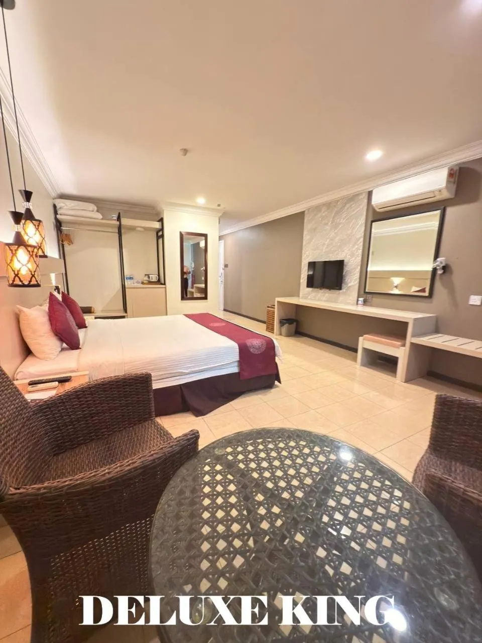 Bed in Heritage Hotel