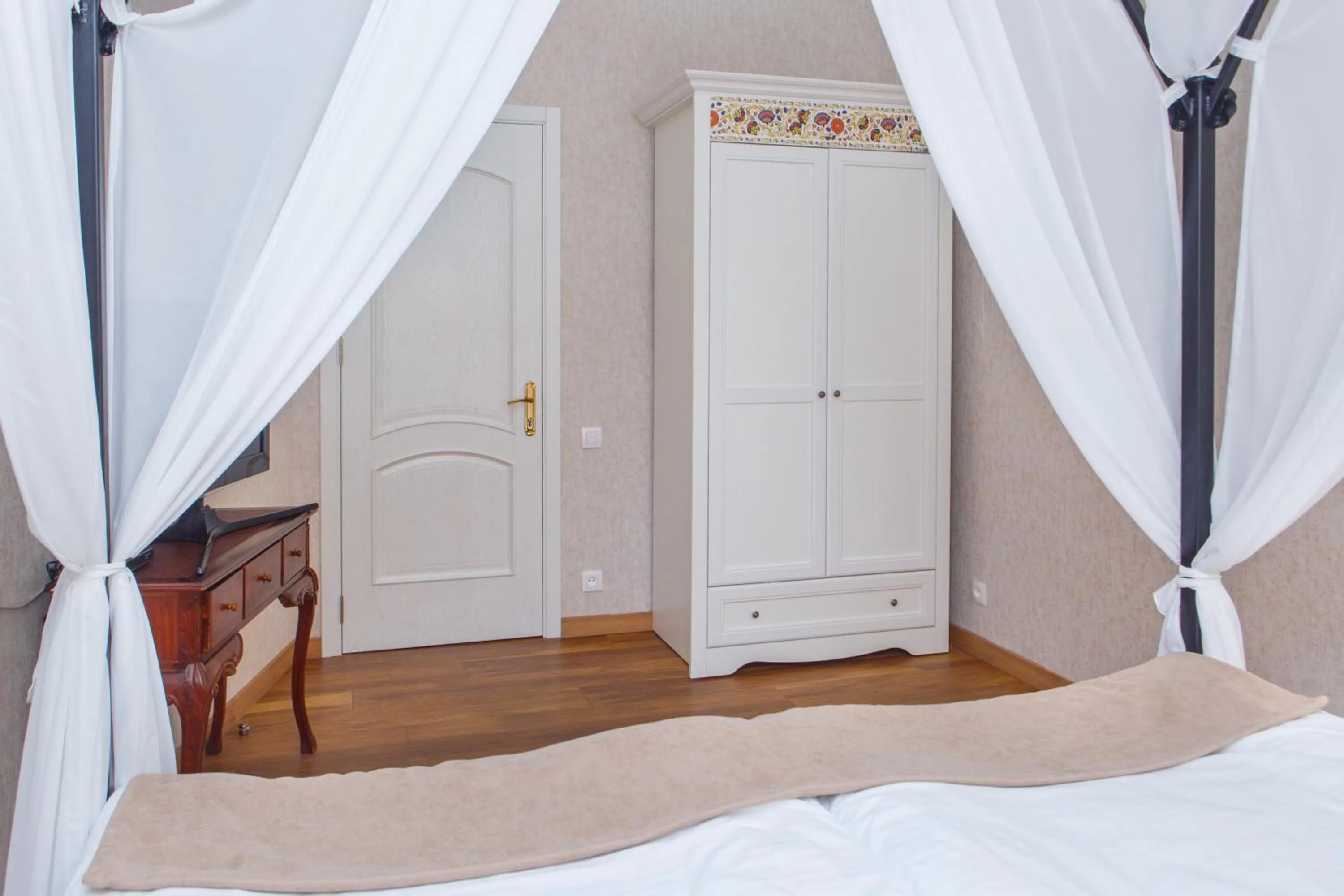 Decorative detail, Bed in Hotel Nata