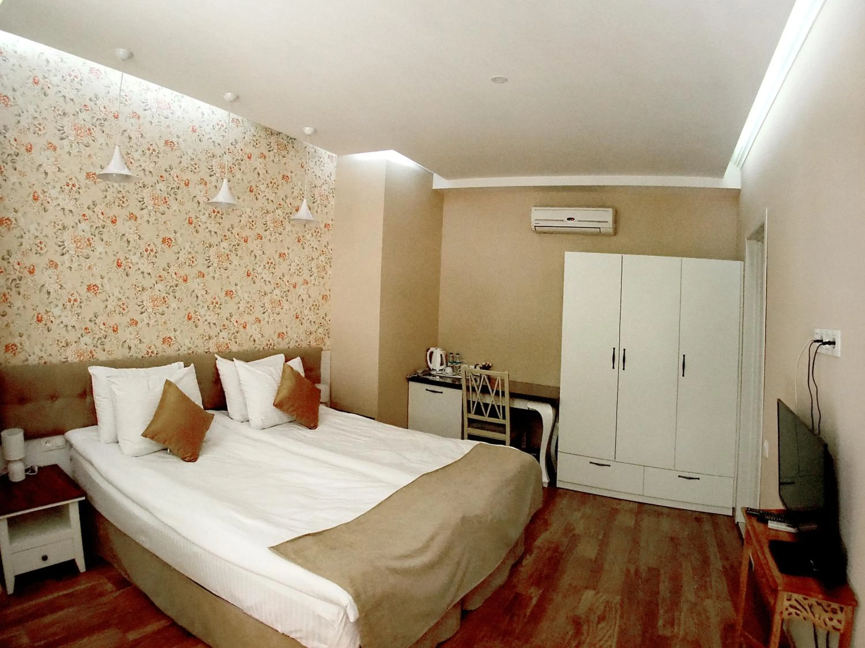 Photo of the whole room, Bed in Hotel Nata