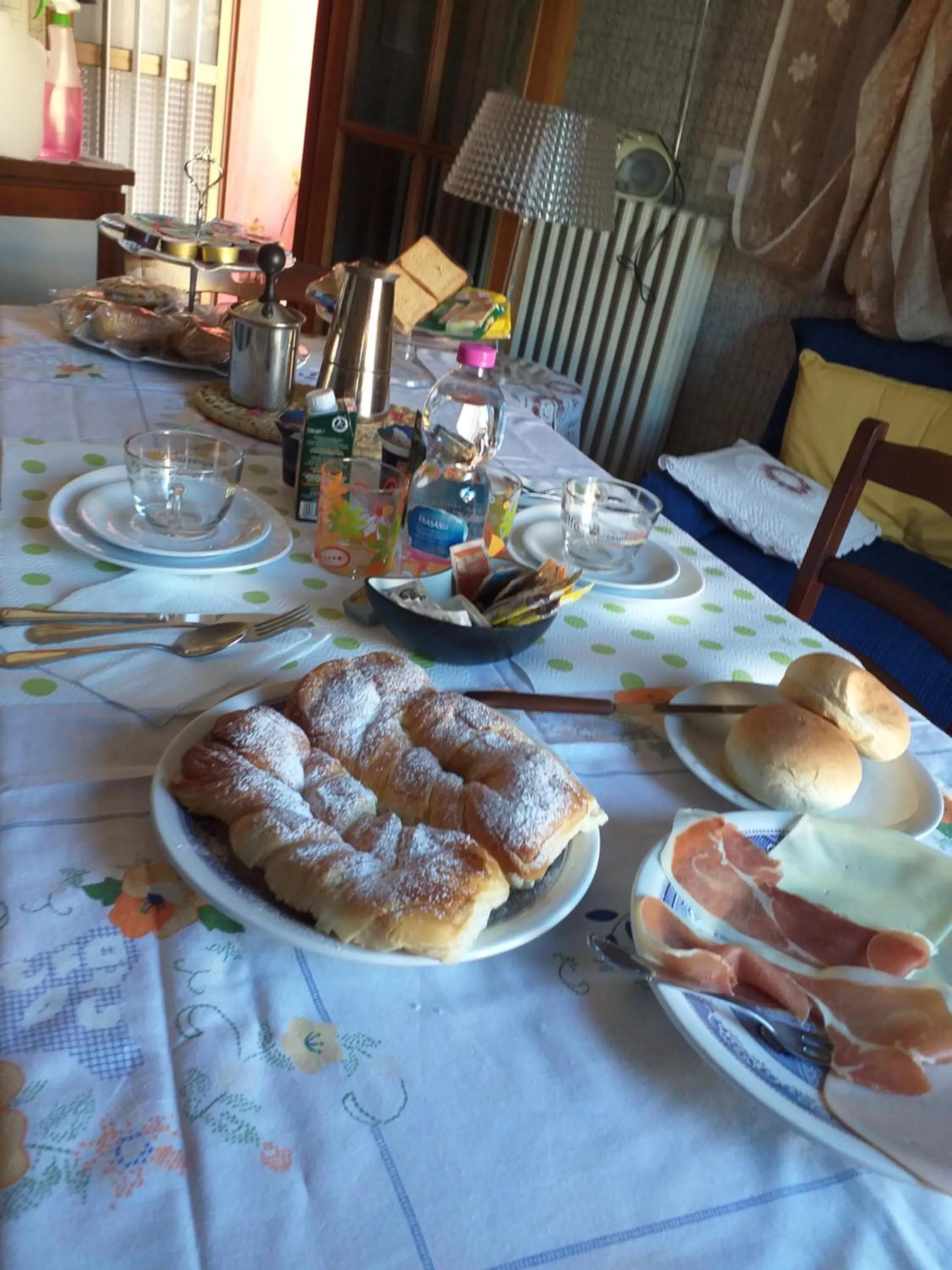 Breakfast in Bed & Breakfast La Rosa Rossa