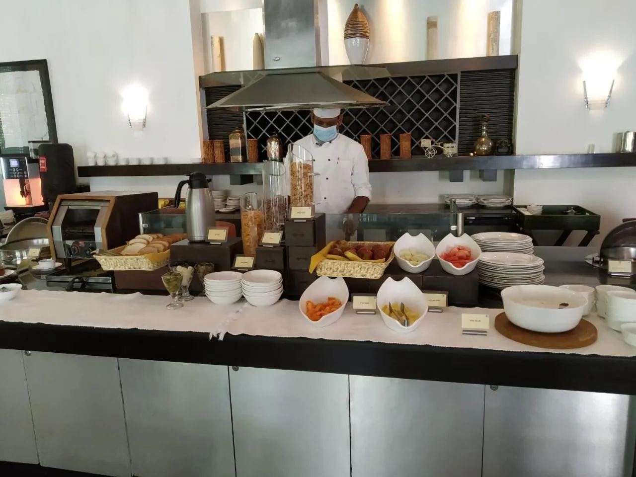 Breakfast in The Palms Town & Country Club - Resort