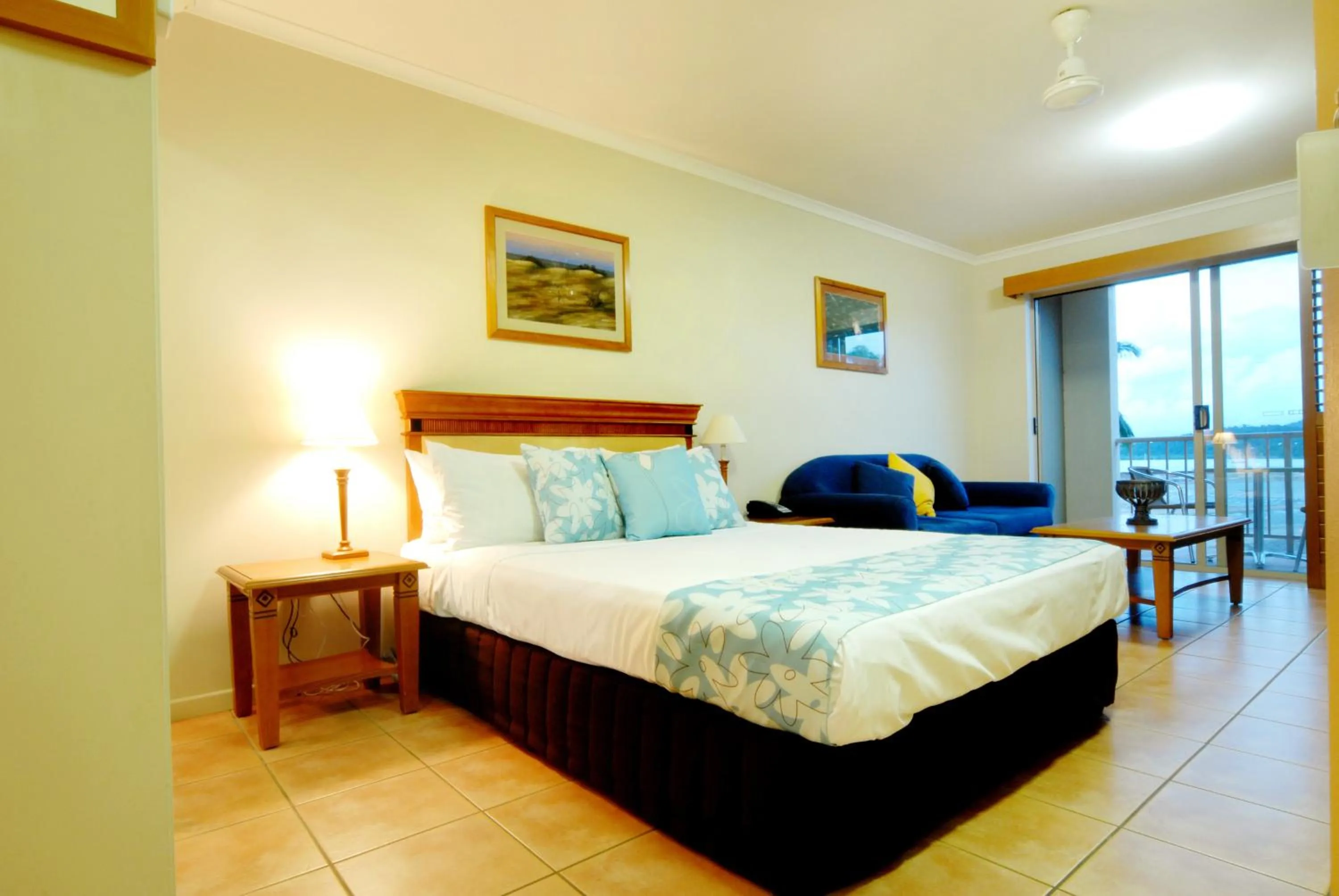 Bed in at Boathaven Bay Holiday Apartments