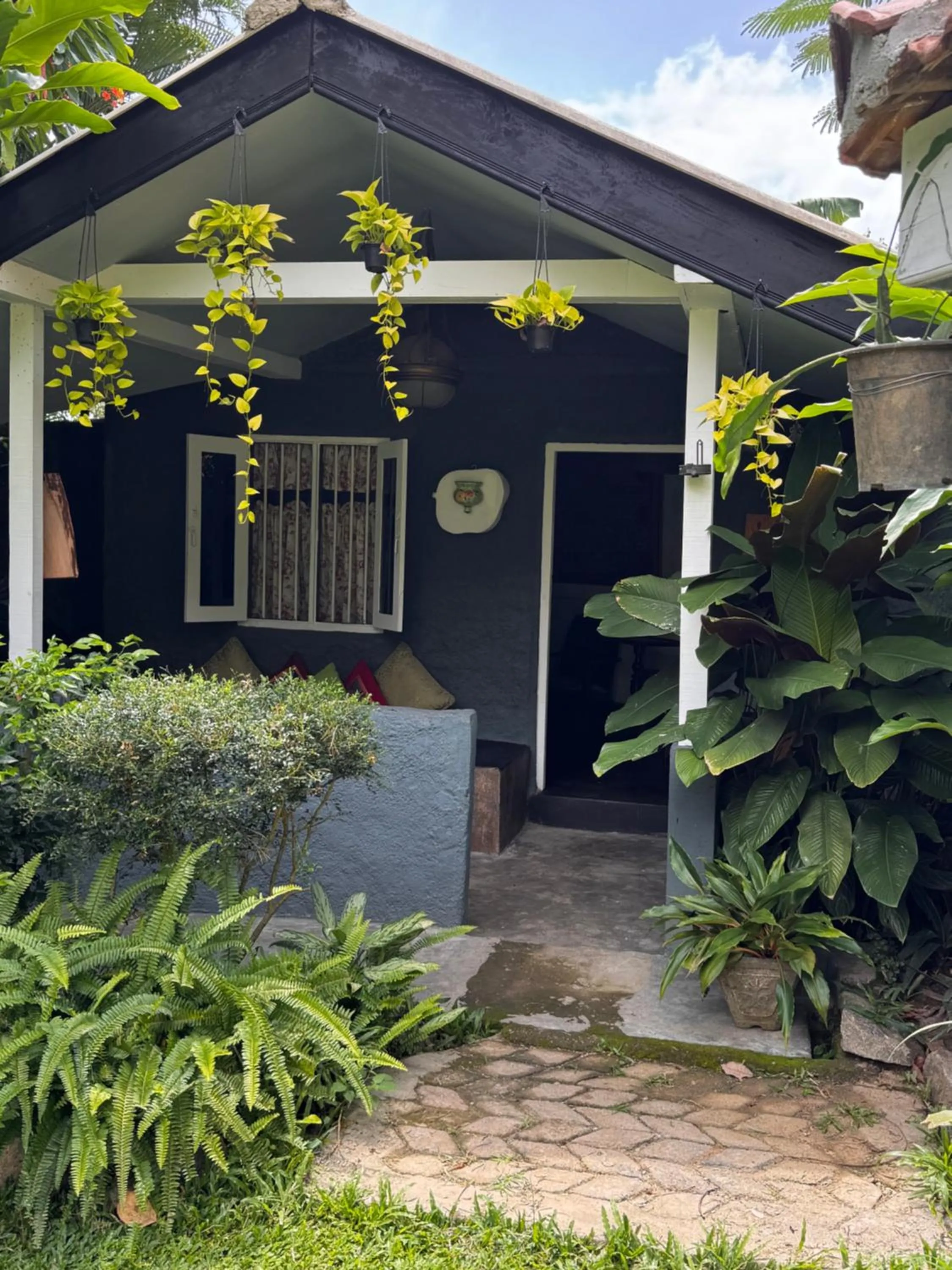 Property building in The Kandyan Manor by Bhathiya & Suzy