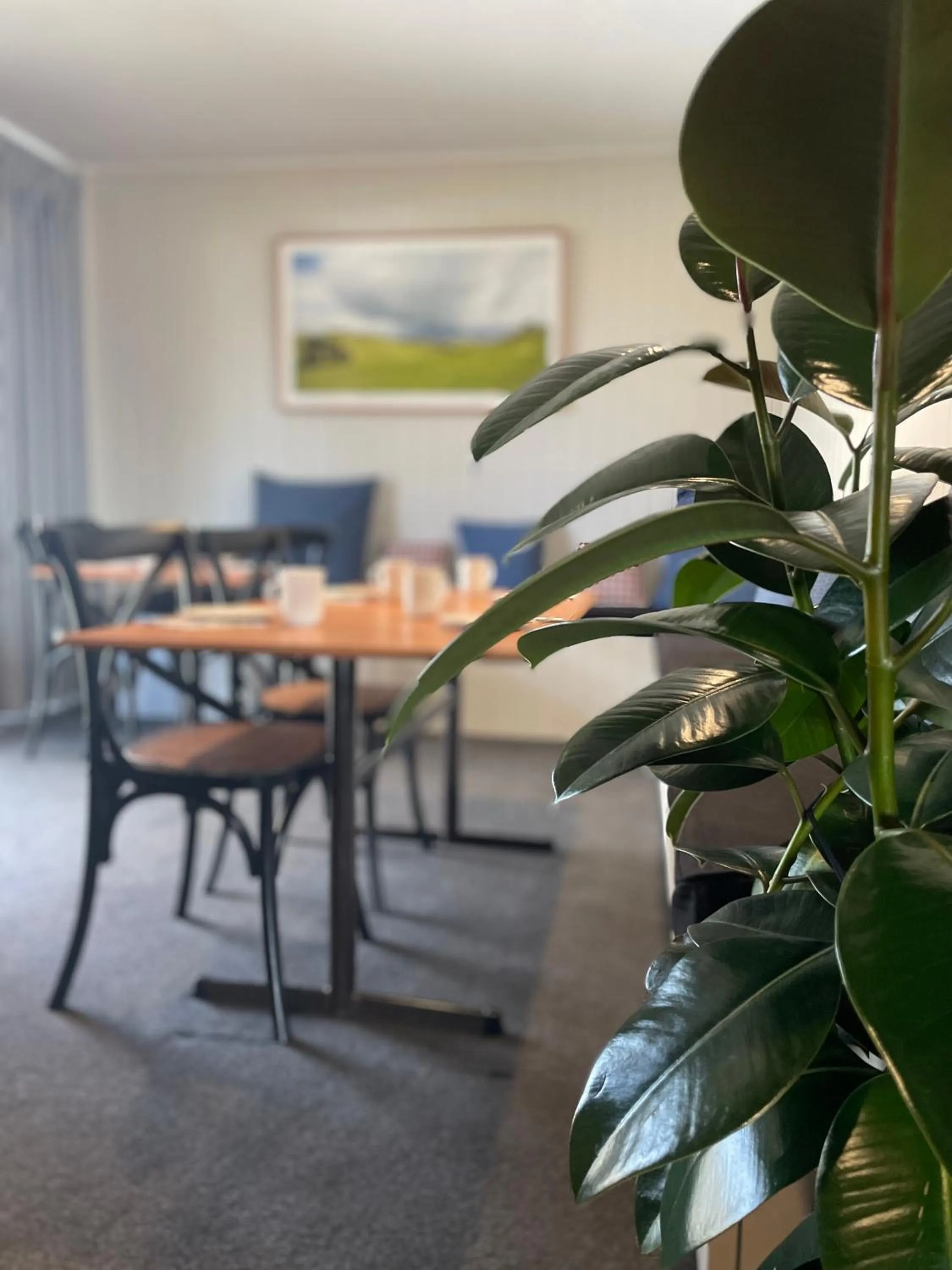 Breakfast in The Black Bull Motel