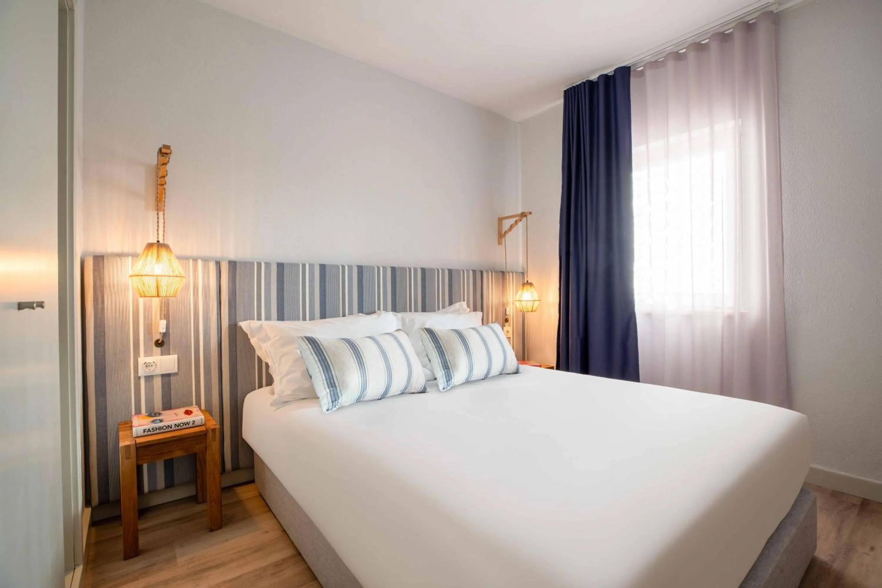 Bedroom, Bed in Aqualuz Lagos by The Editory