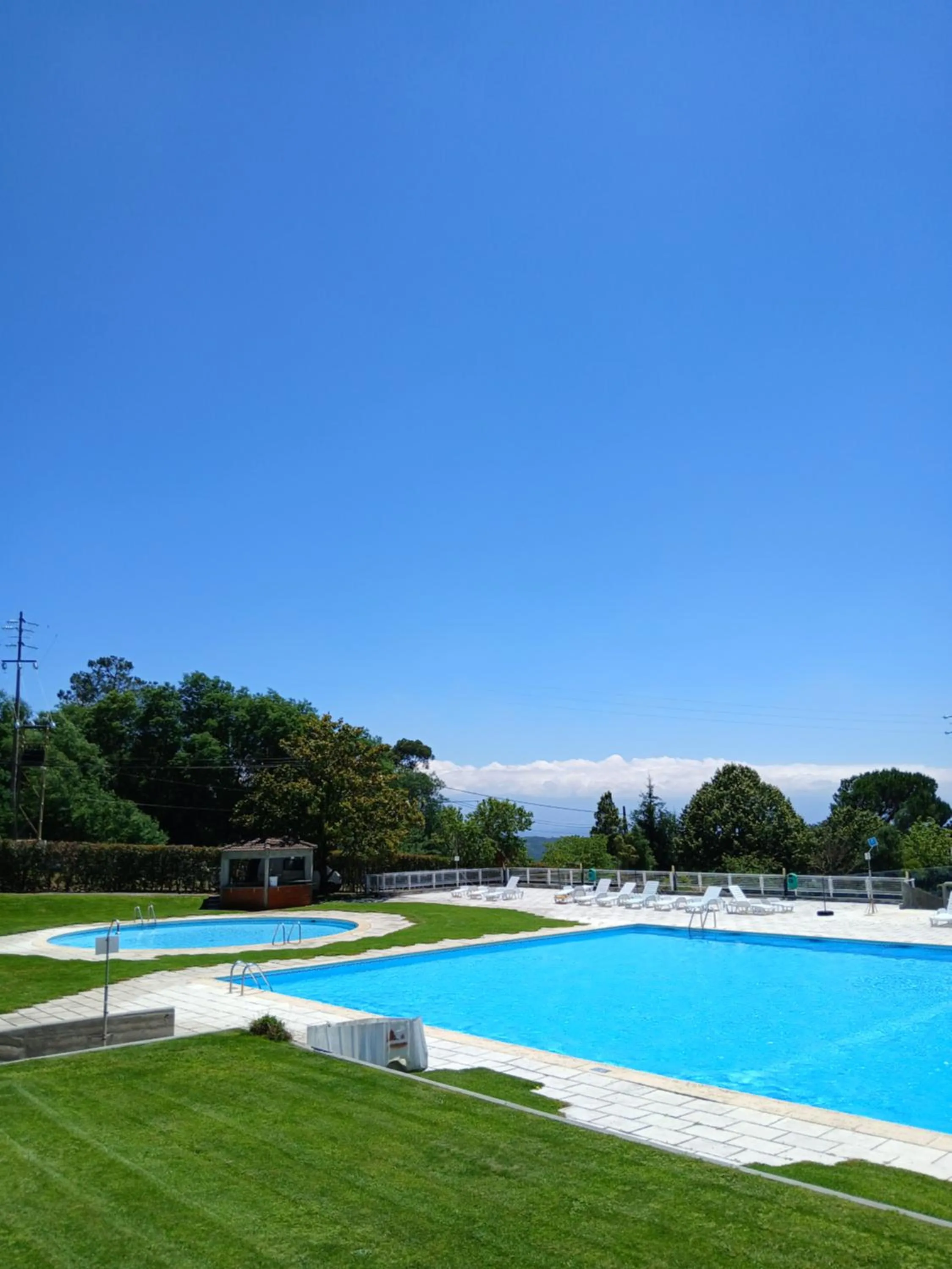 Pool view in Hotel Senhora do Castelo