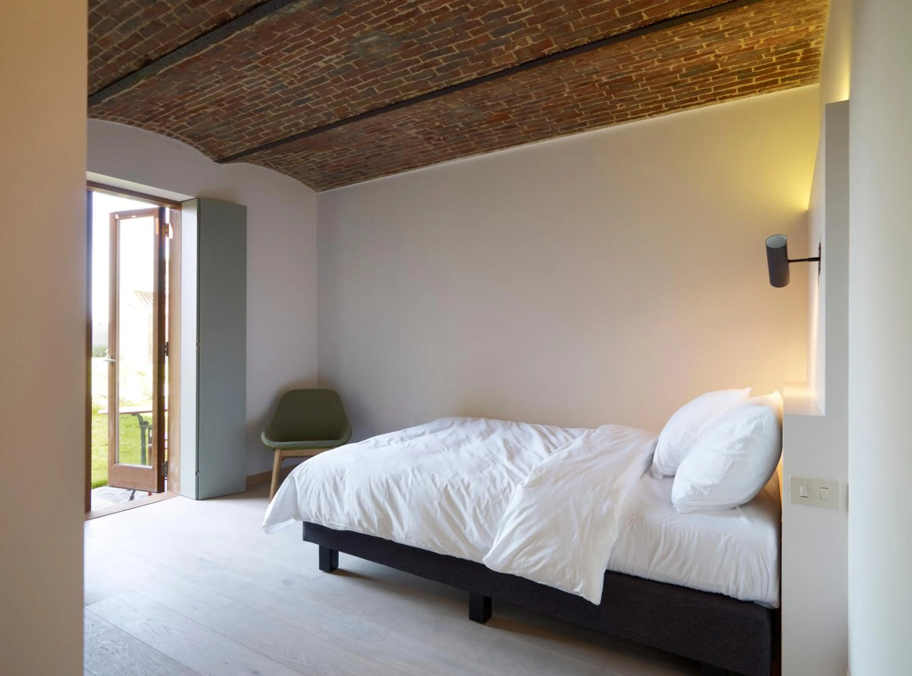 Bed in B&B De Deugdzonde