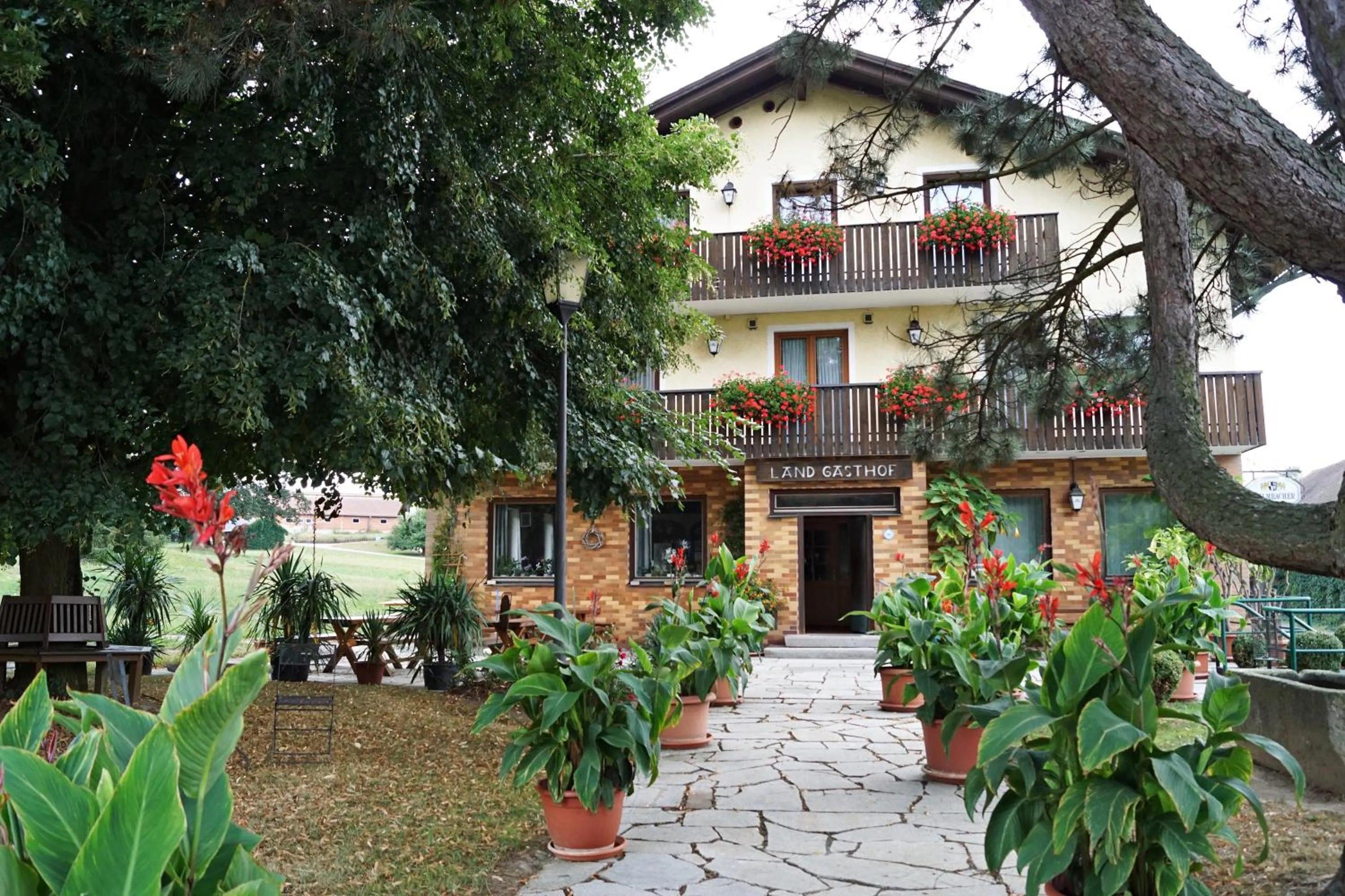 Hotel-Landgasthof Henghuber