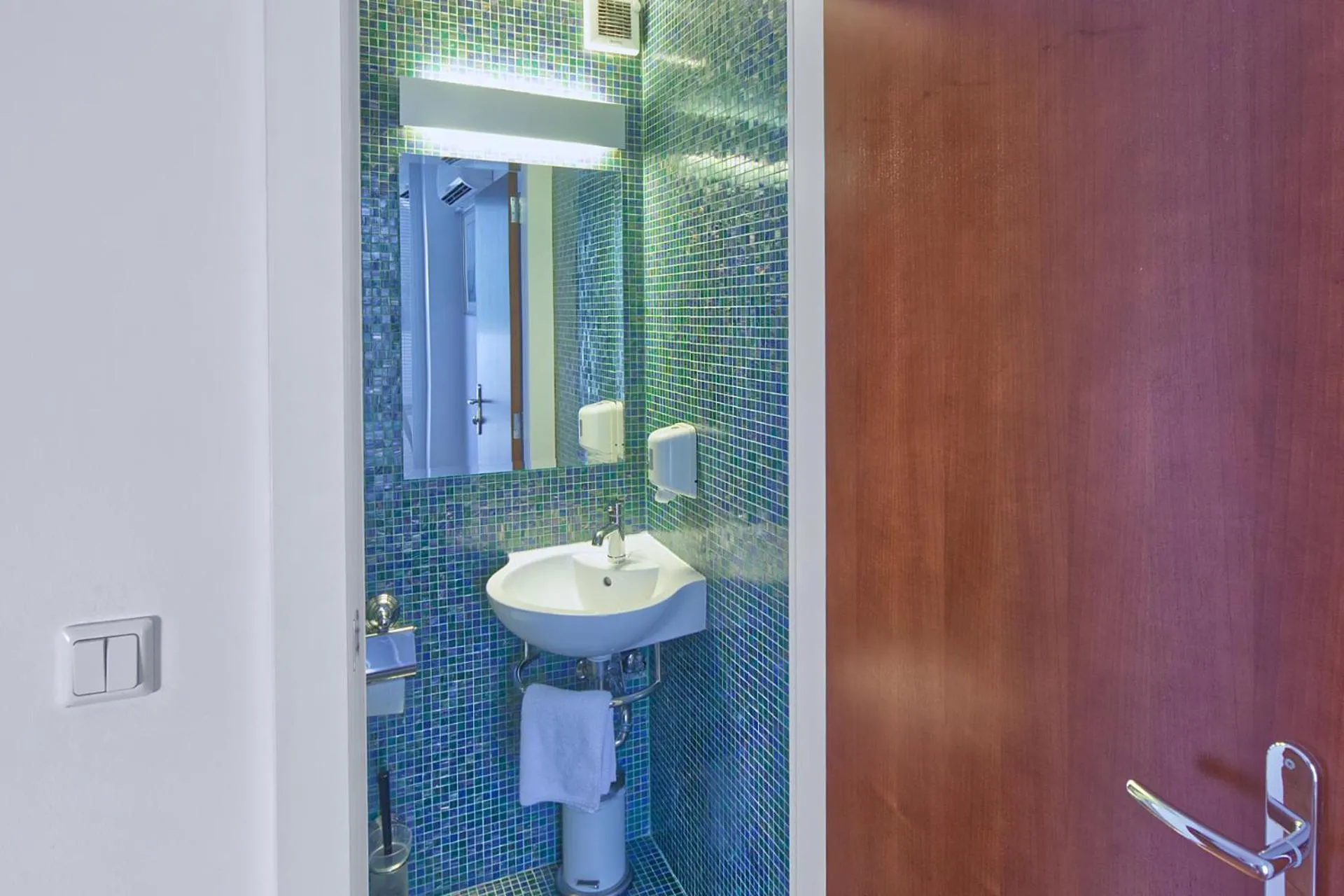 Bathroom in Hotel Creina