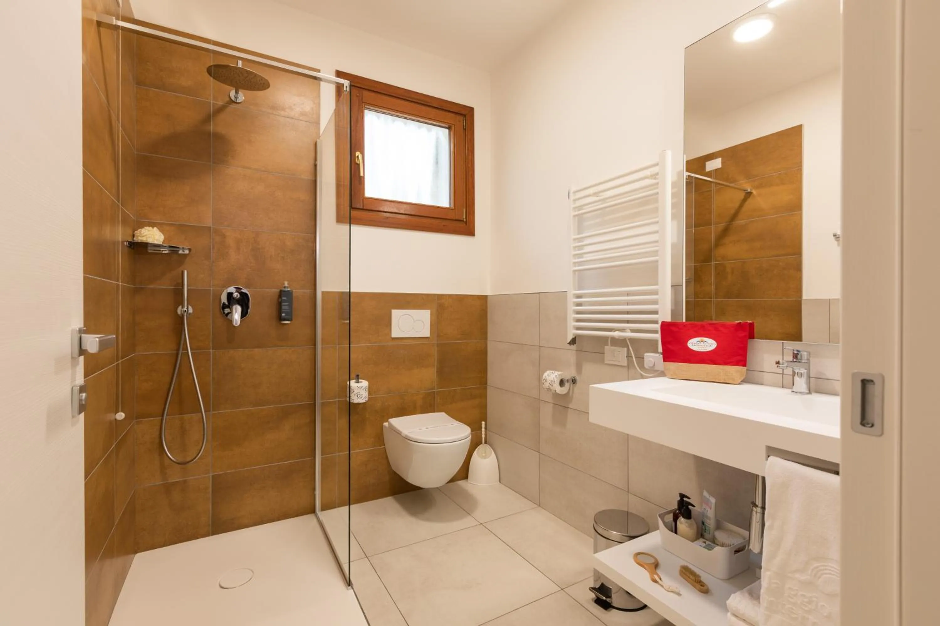 Shower in Villaggio Turistico Internazionale