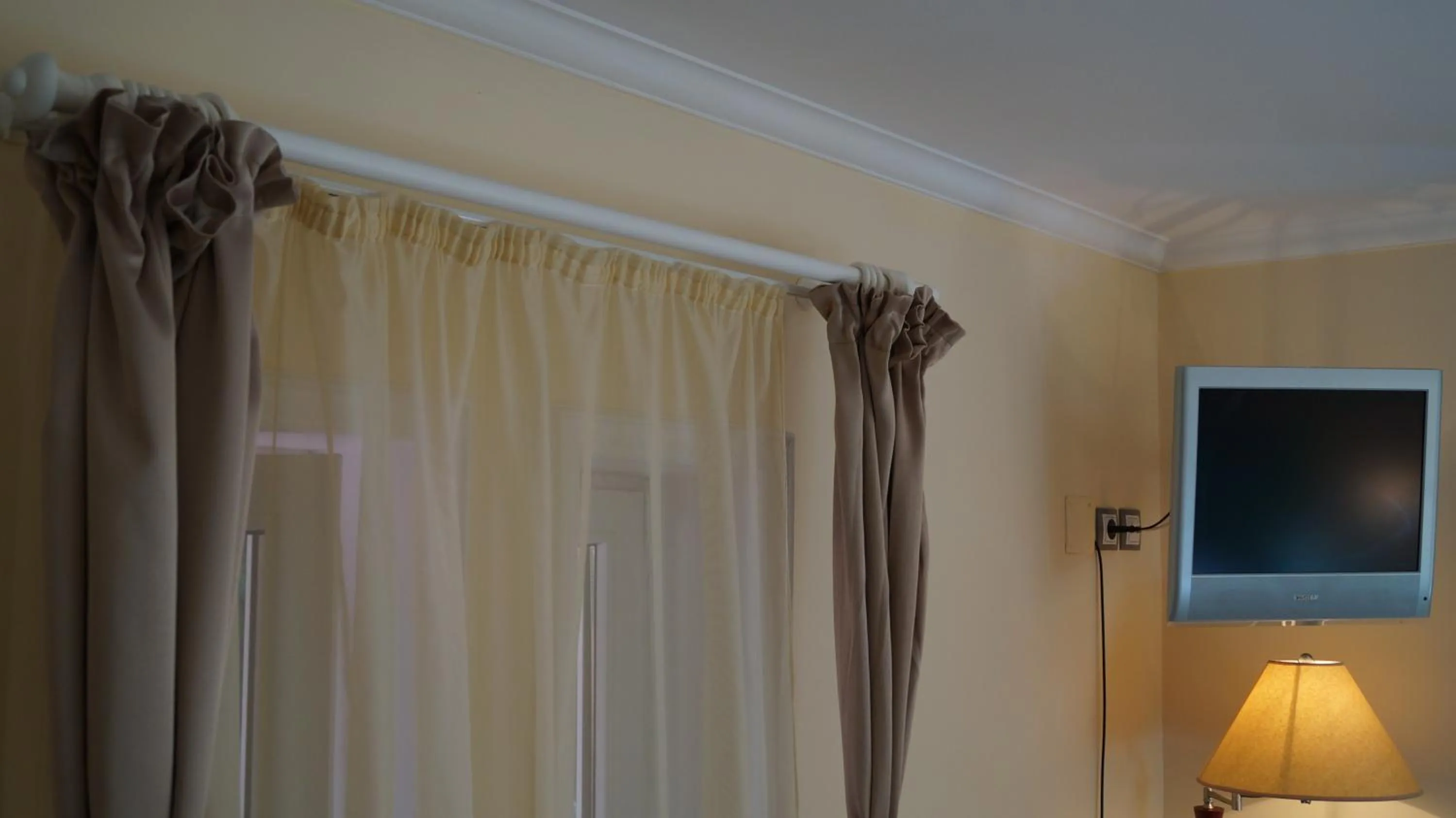 Day in Hotel Bastion