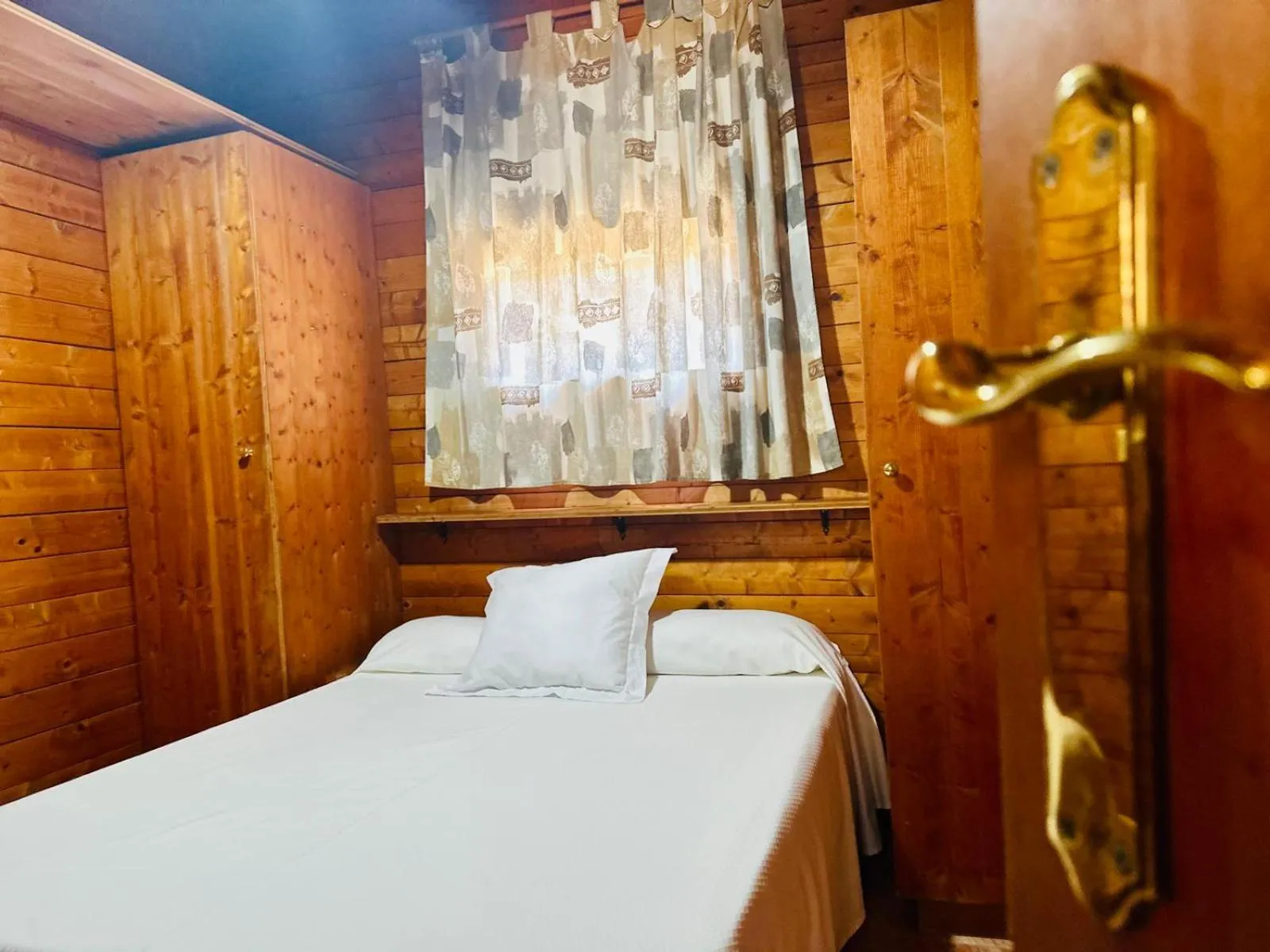 Bed in Camping Playa y Fiesta