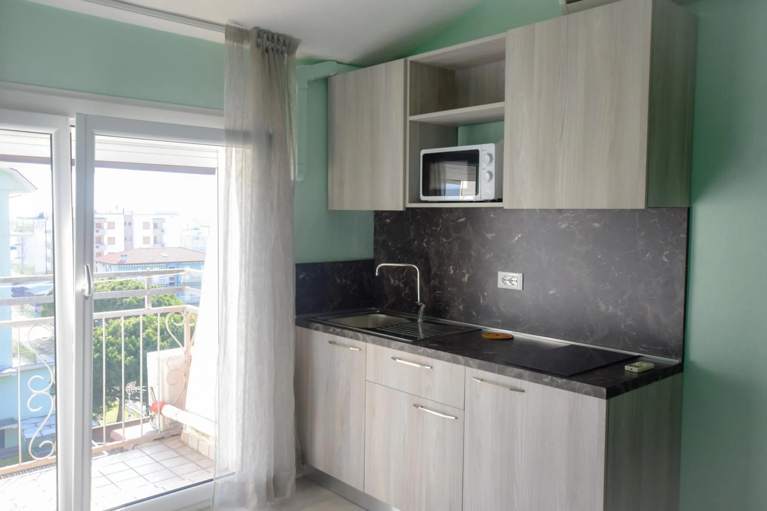 Kitchen or kitchenette in Hotel Bahamas