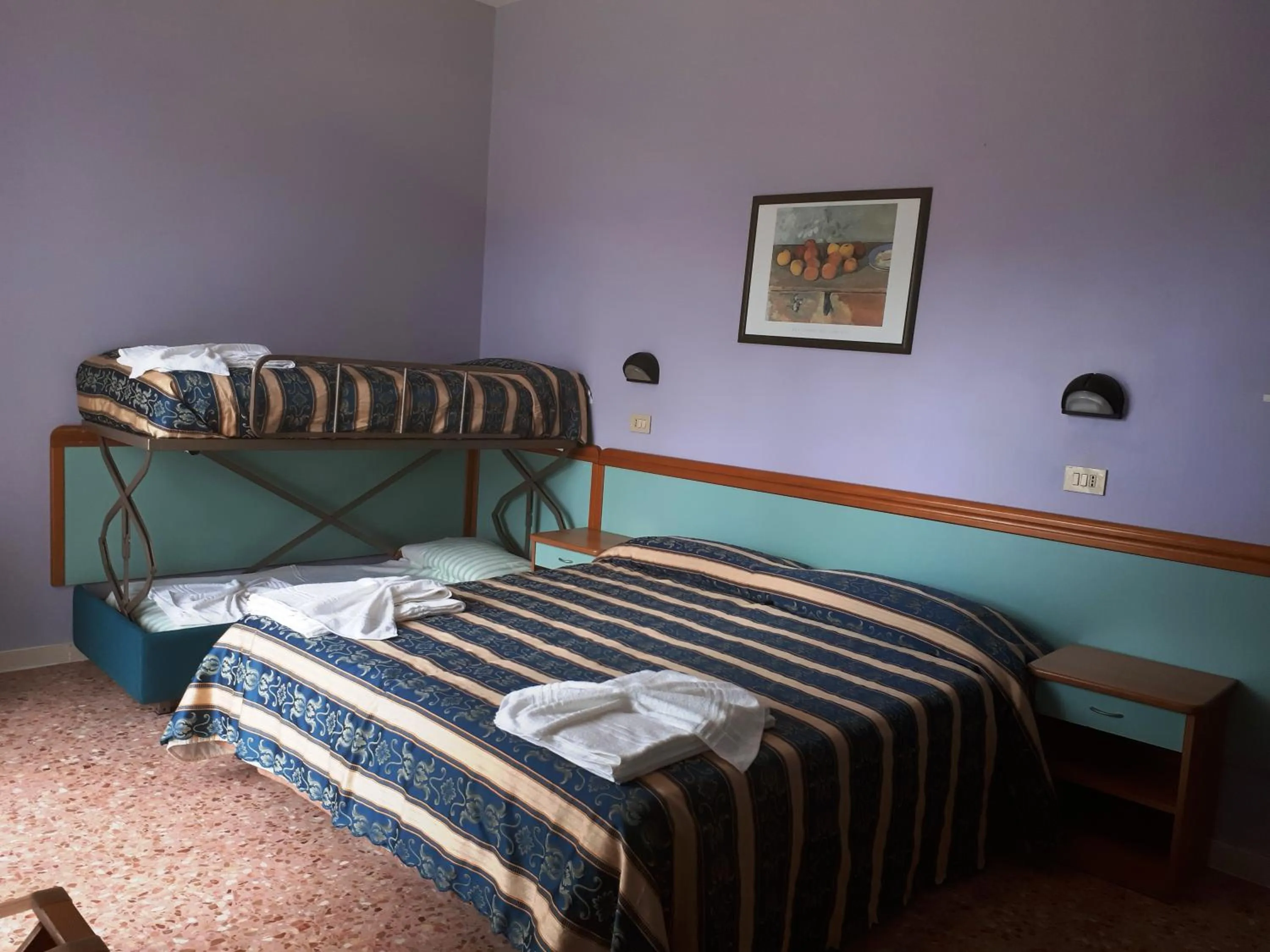 Bedroom, Bed in Hotel Bahamas