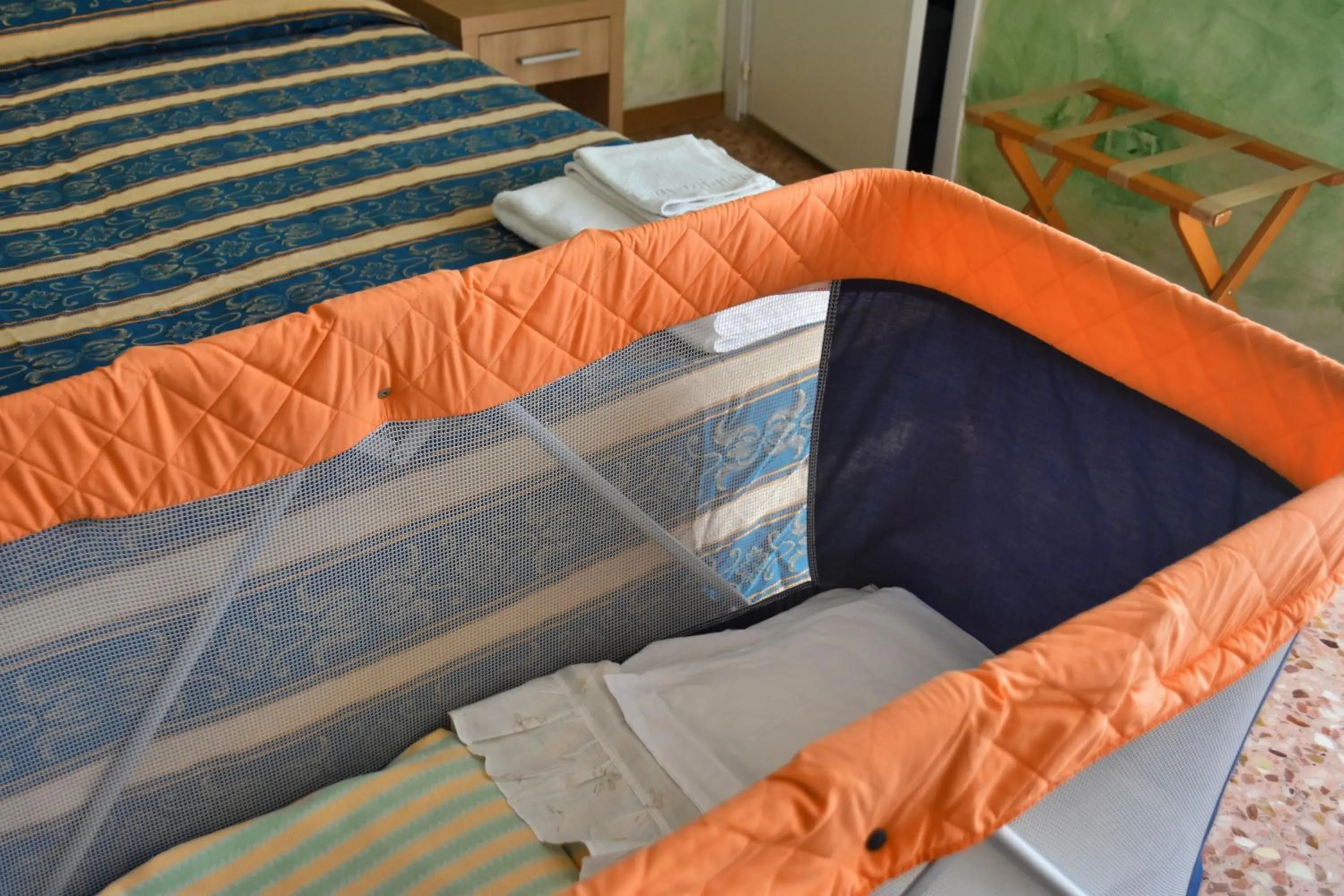 Bedroom, Bed in Hotel Bahamas