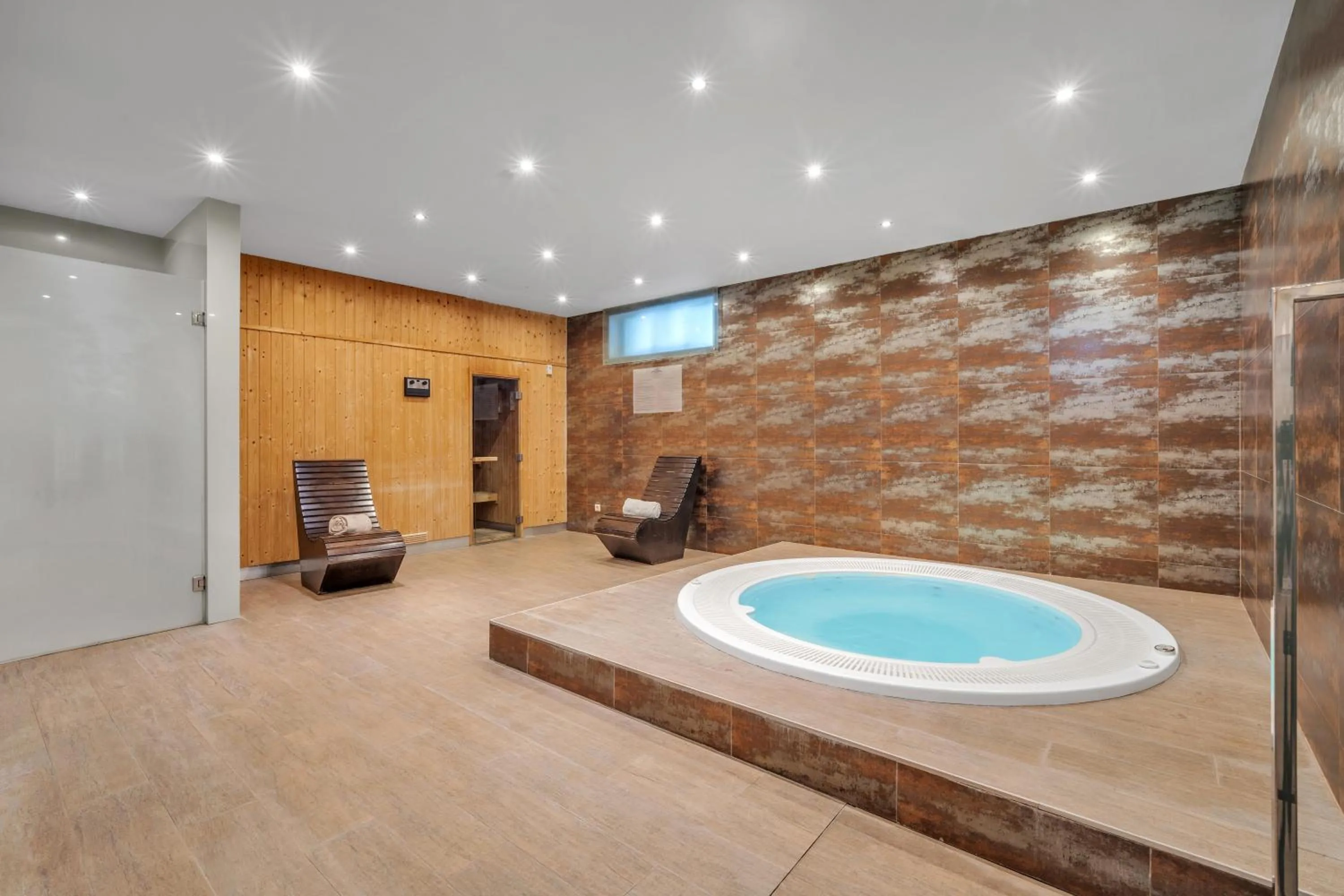 Hot Tub in Albufeira Sol Hotel & Spa