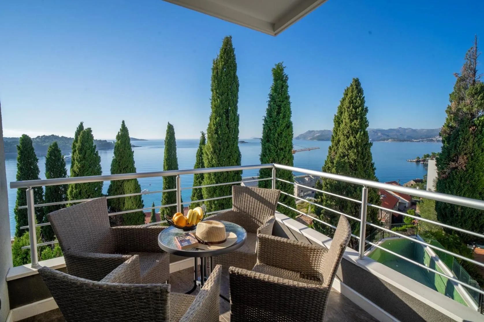 Day in Apartments Didan