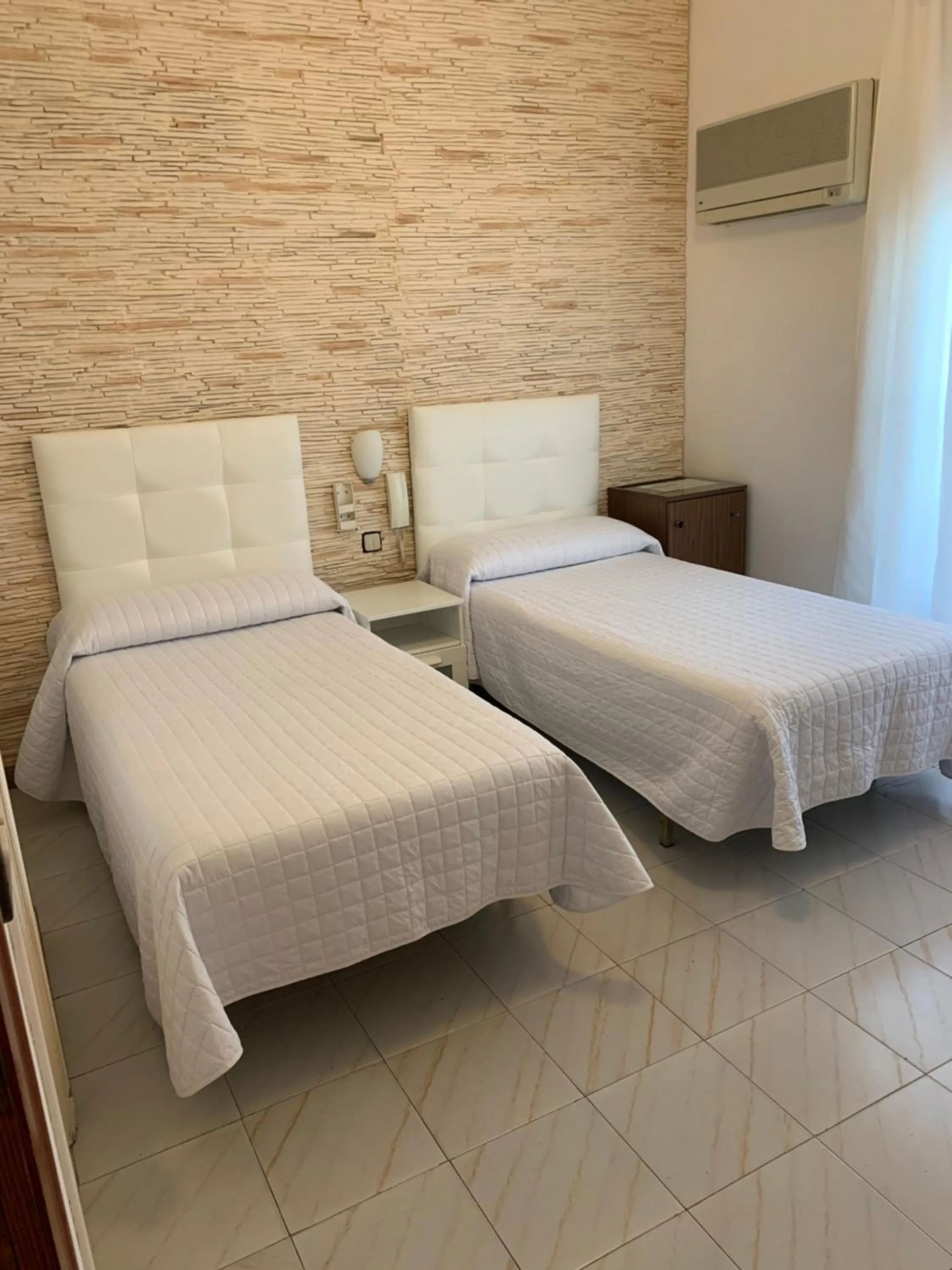 Hostal Cervantes