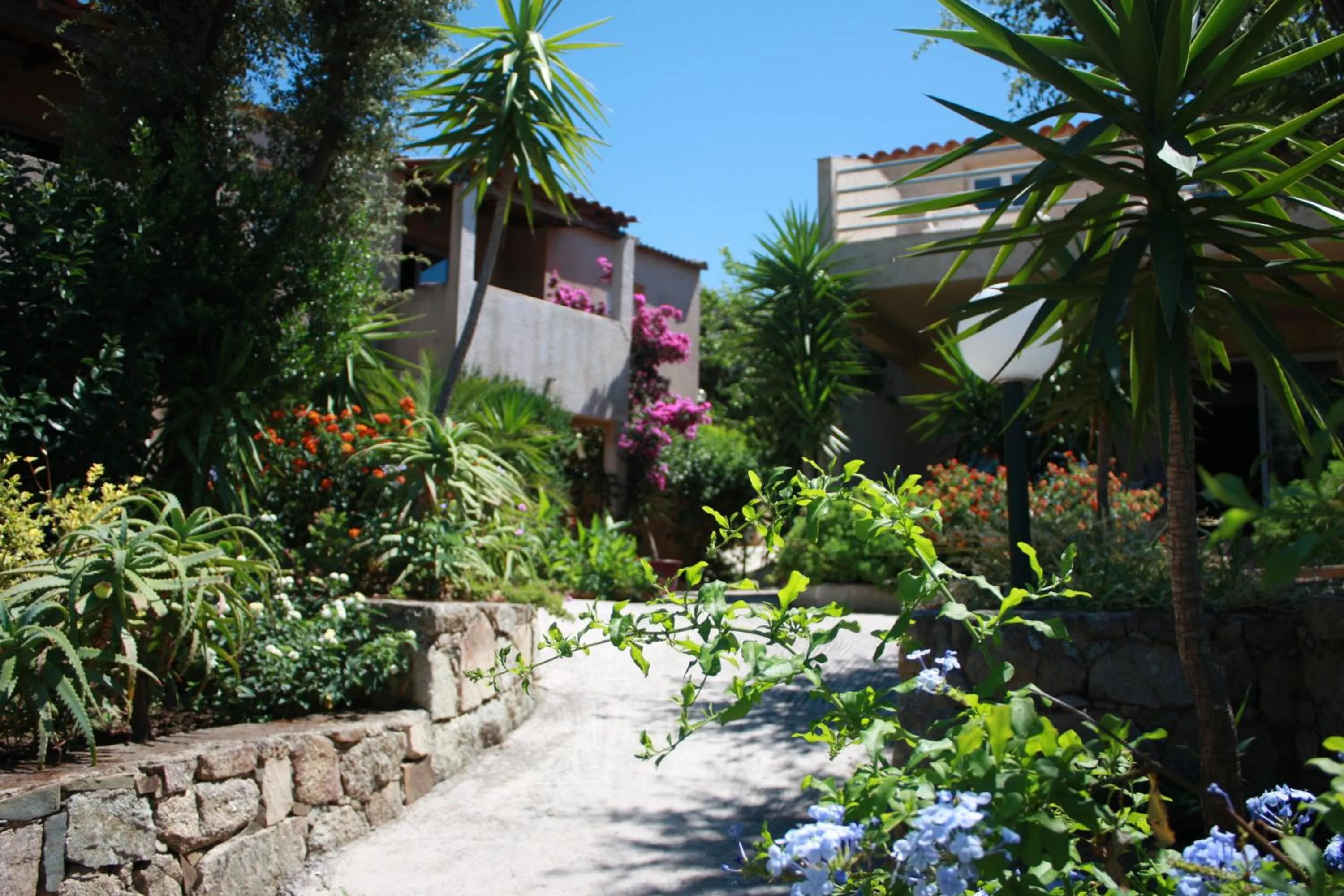 Property building in Hôtel et Résidence Benista