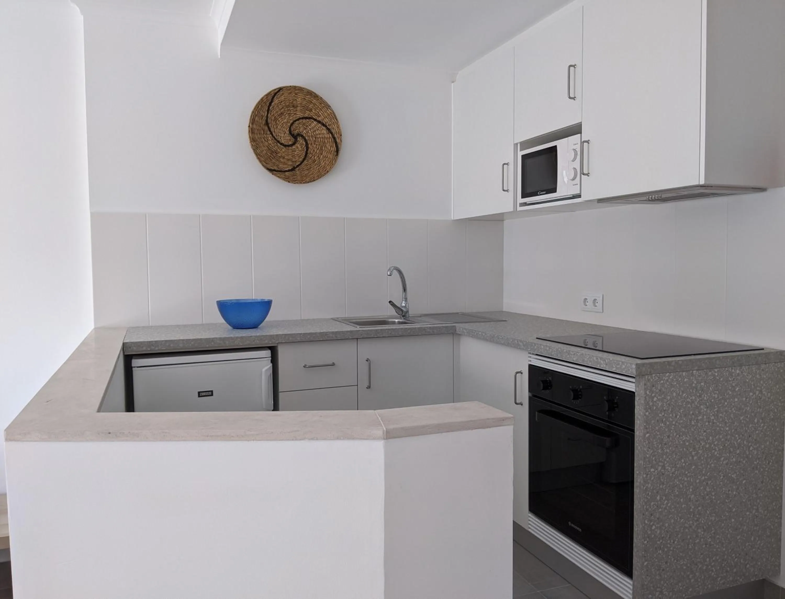 Kitchen or kitchenette in Bayside Salgados