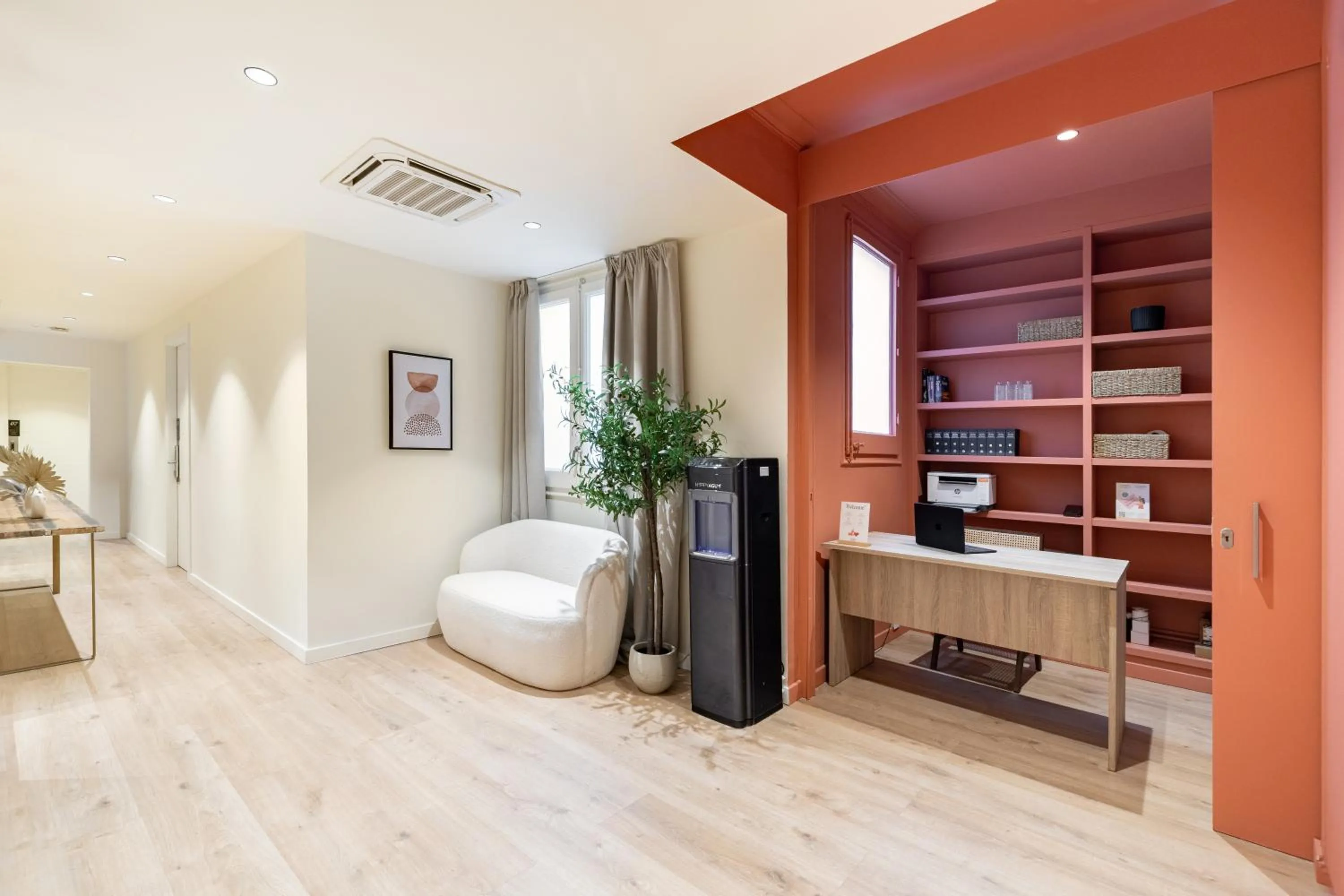 Property building in LeMar by Aspasios