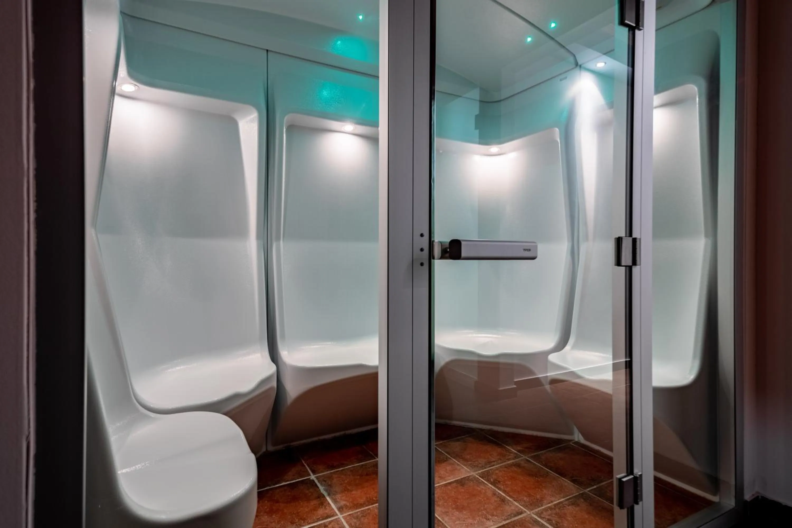 Steam room in Hotel Giamandes