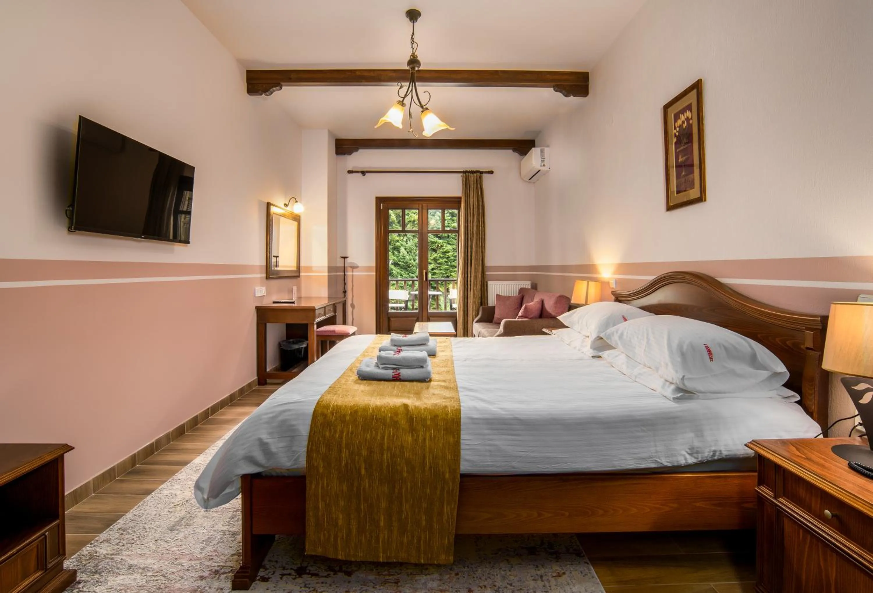 Bedroom, Bed in Hotel Giamandes