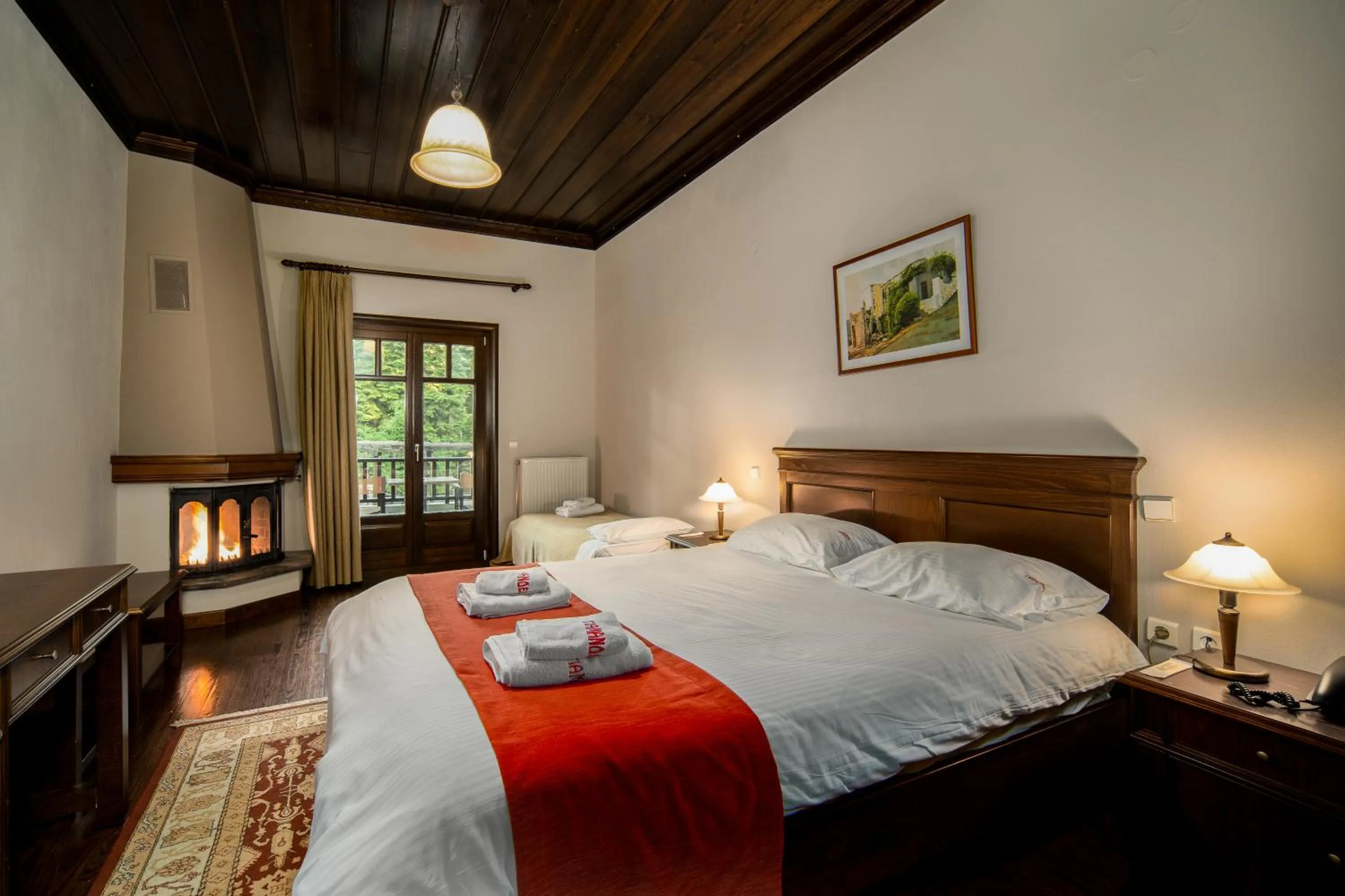 Photo of the whole room, Bed in Hotel Giamandes