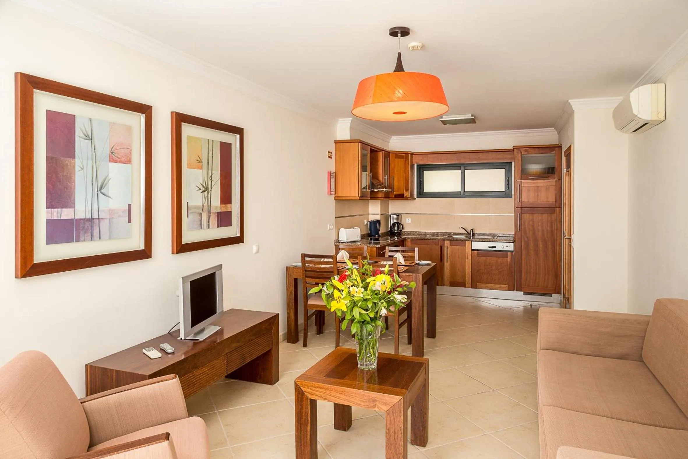 Living room in Cerro Mar Atlantico & Cerro Mar Garden