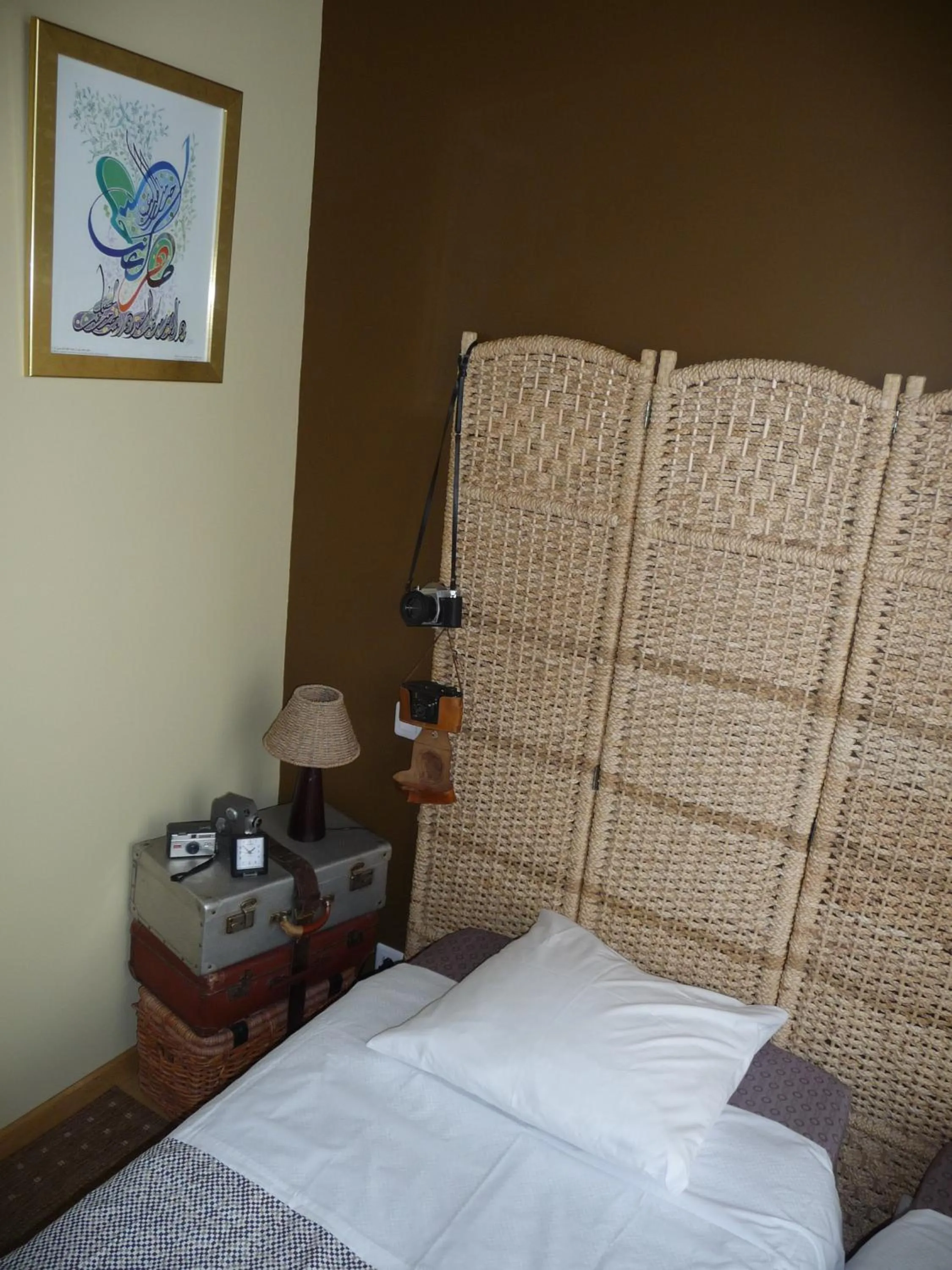 Bedroom, Bed in Au Troubadour