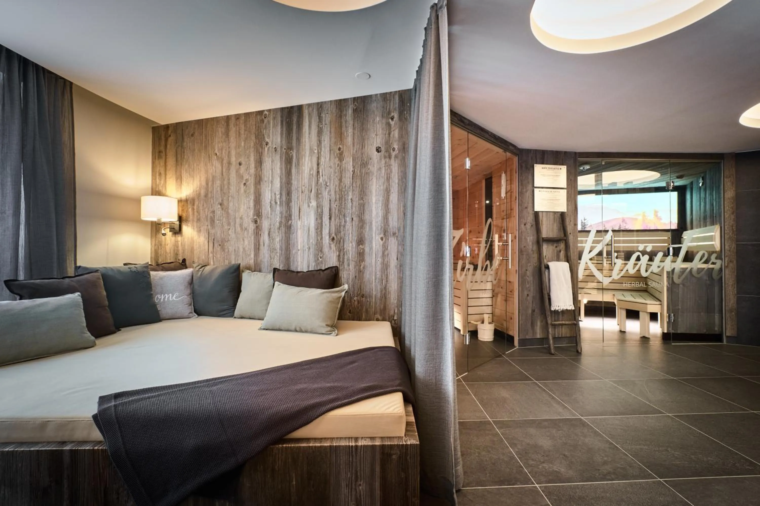 Sauna in meiZeit Lodge