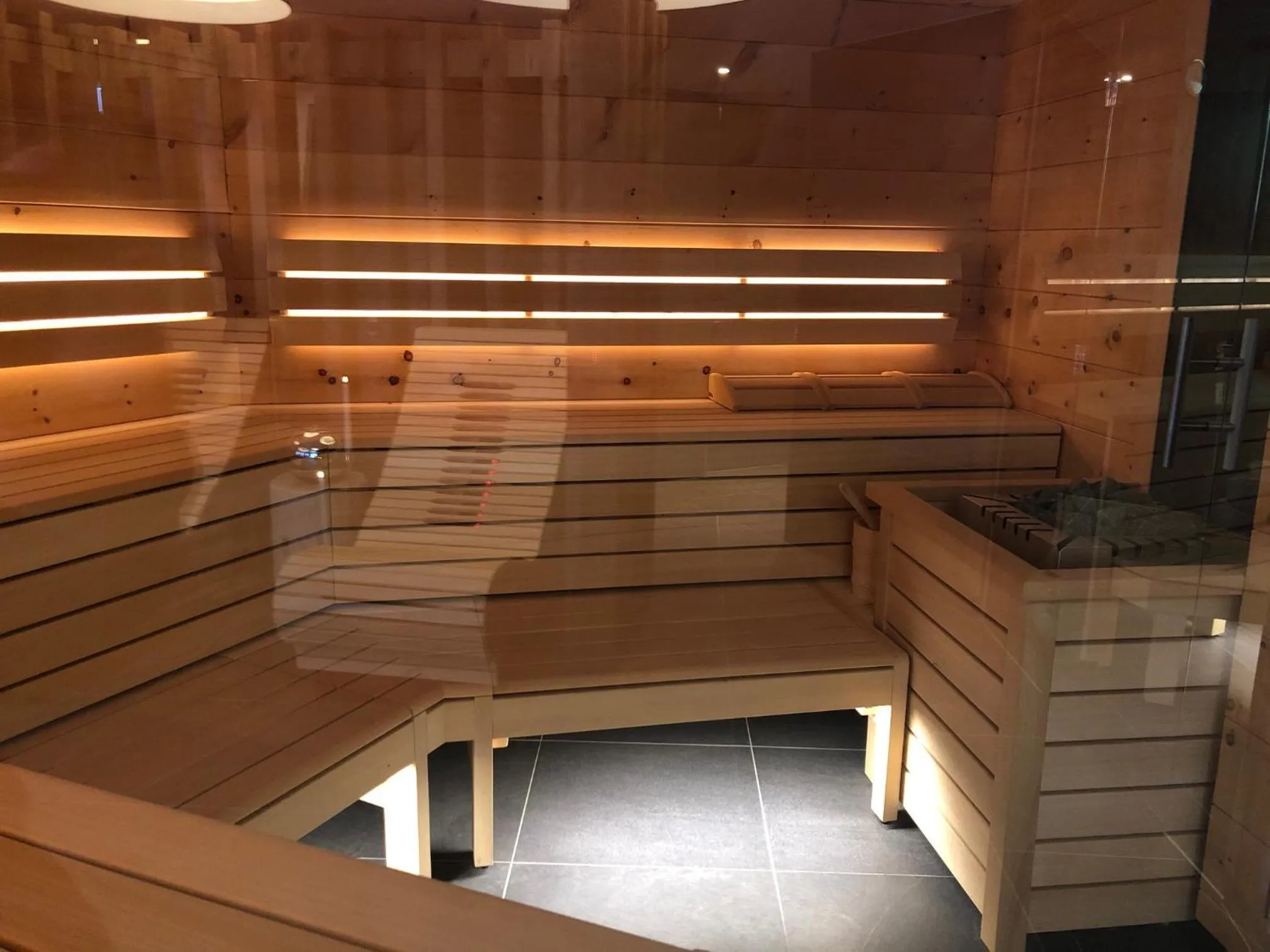 Sauna in meiZeit Lodge
