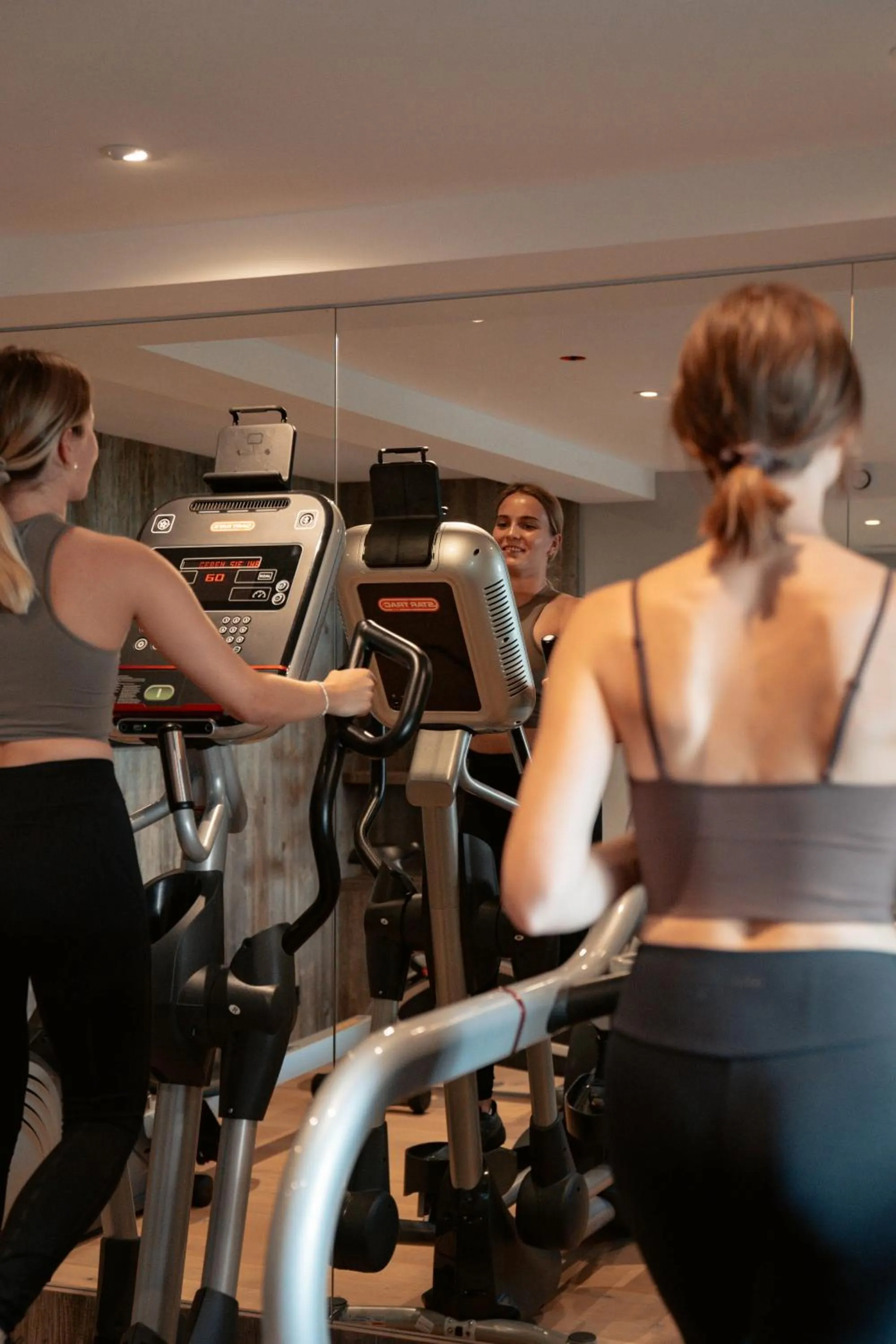 Fitness centre/facilities in meiZeit Lodge