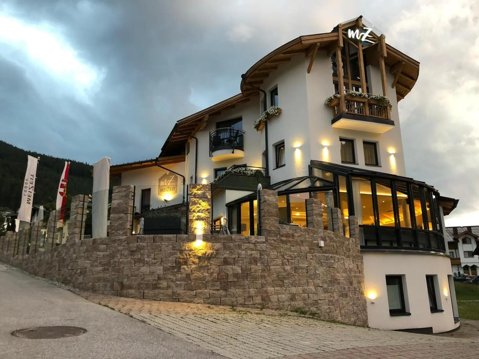 Facade/entrance in meiZeit Lodge