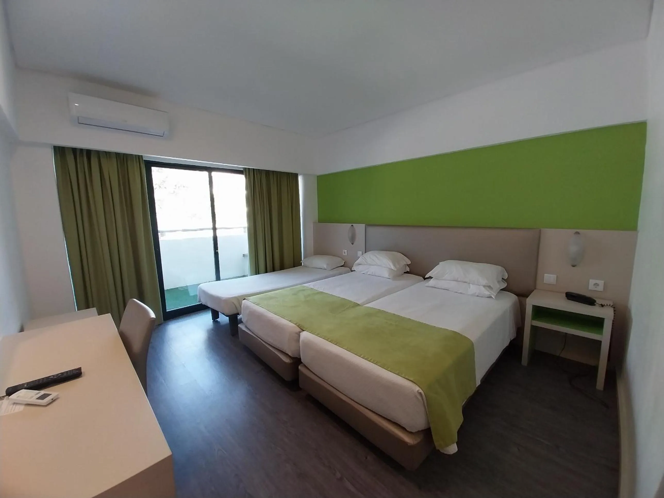 Bedroom, Bed in Hotel Navegadores