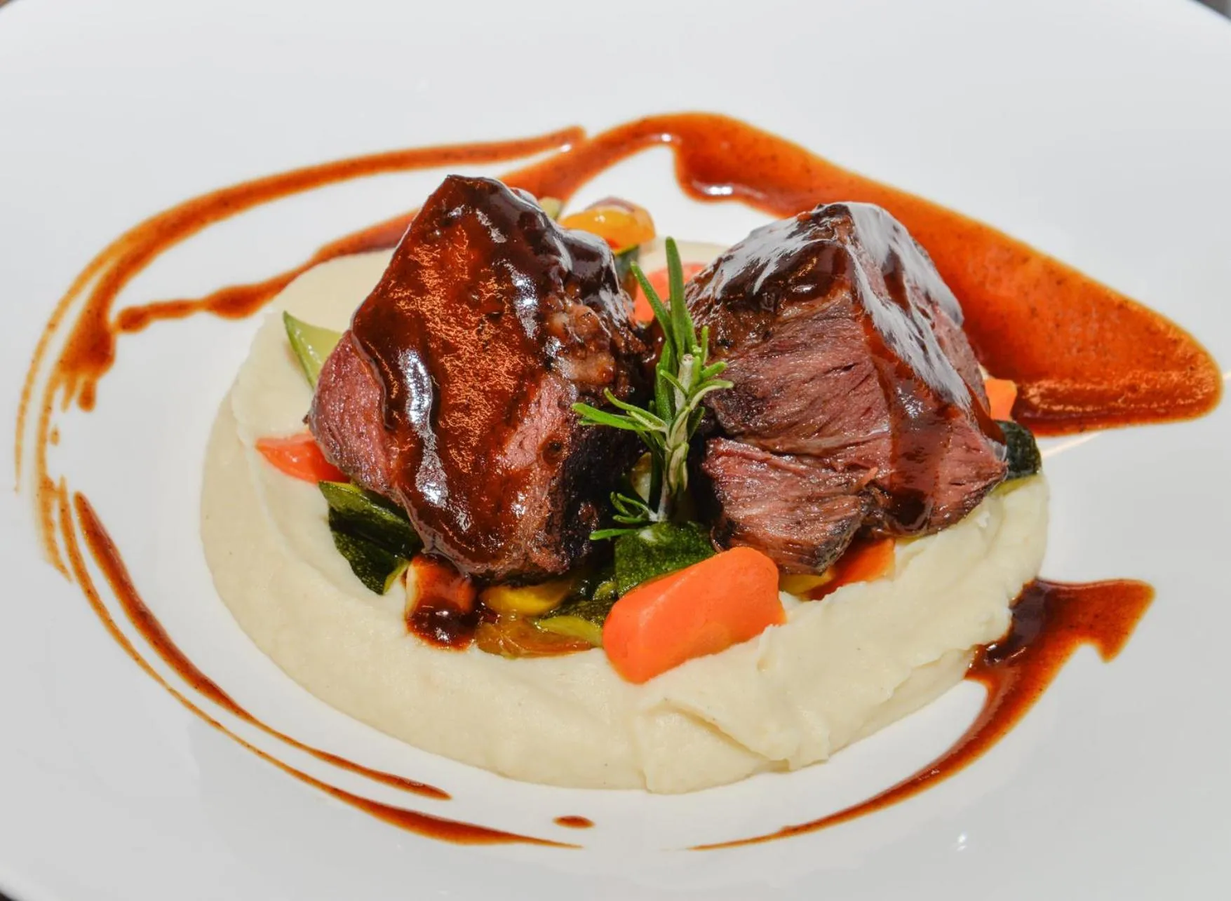 Food and drinks in Hotel Goldene Traube